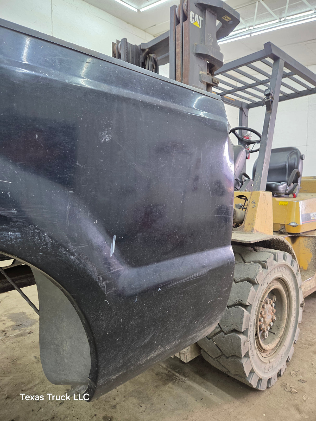 1999-2010 Ford Super Duty F250 F350 6' 9" Short Truck Bed