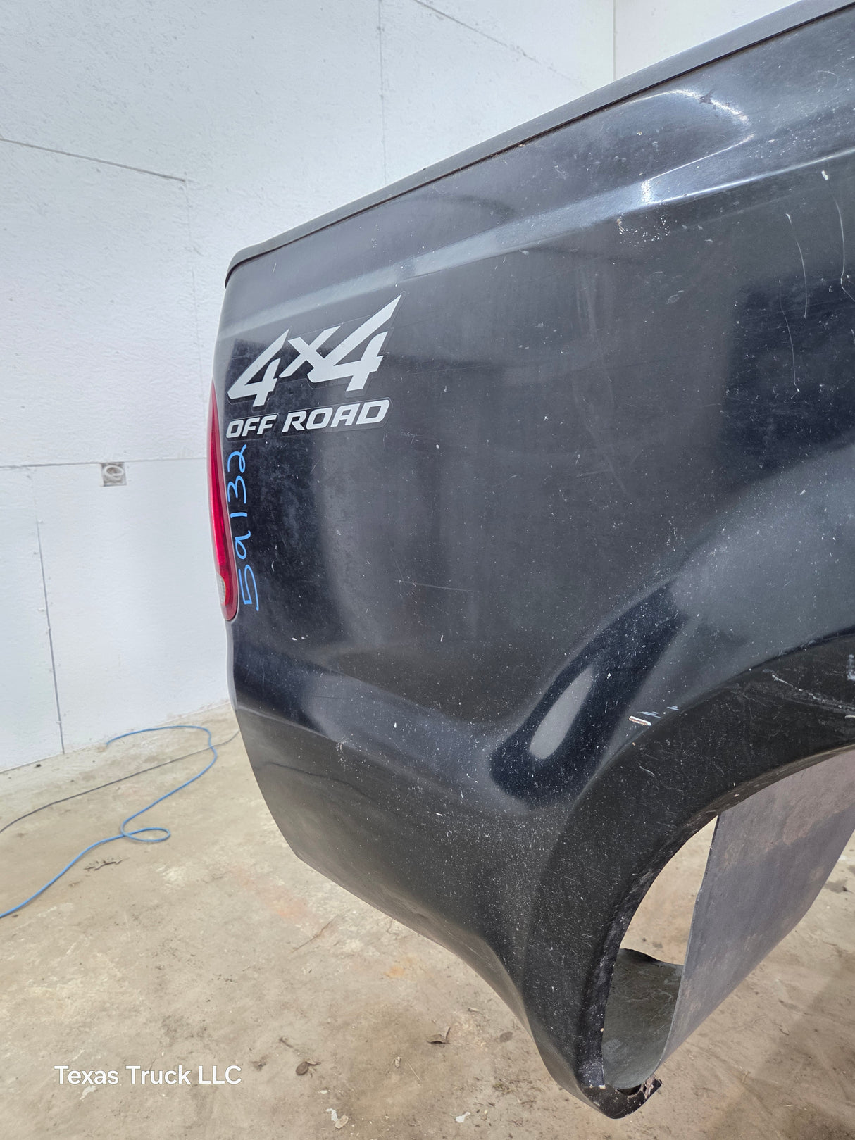 1999-2010 Ford Super Duty F250 F350 6' 9" Short Truck Bed