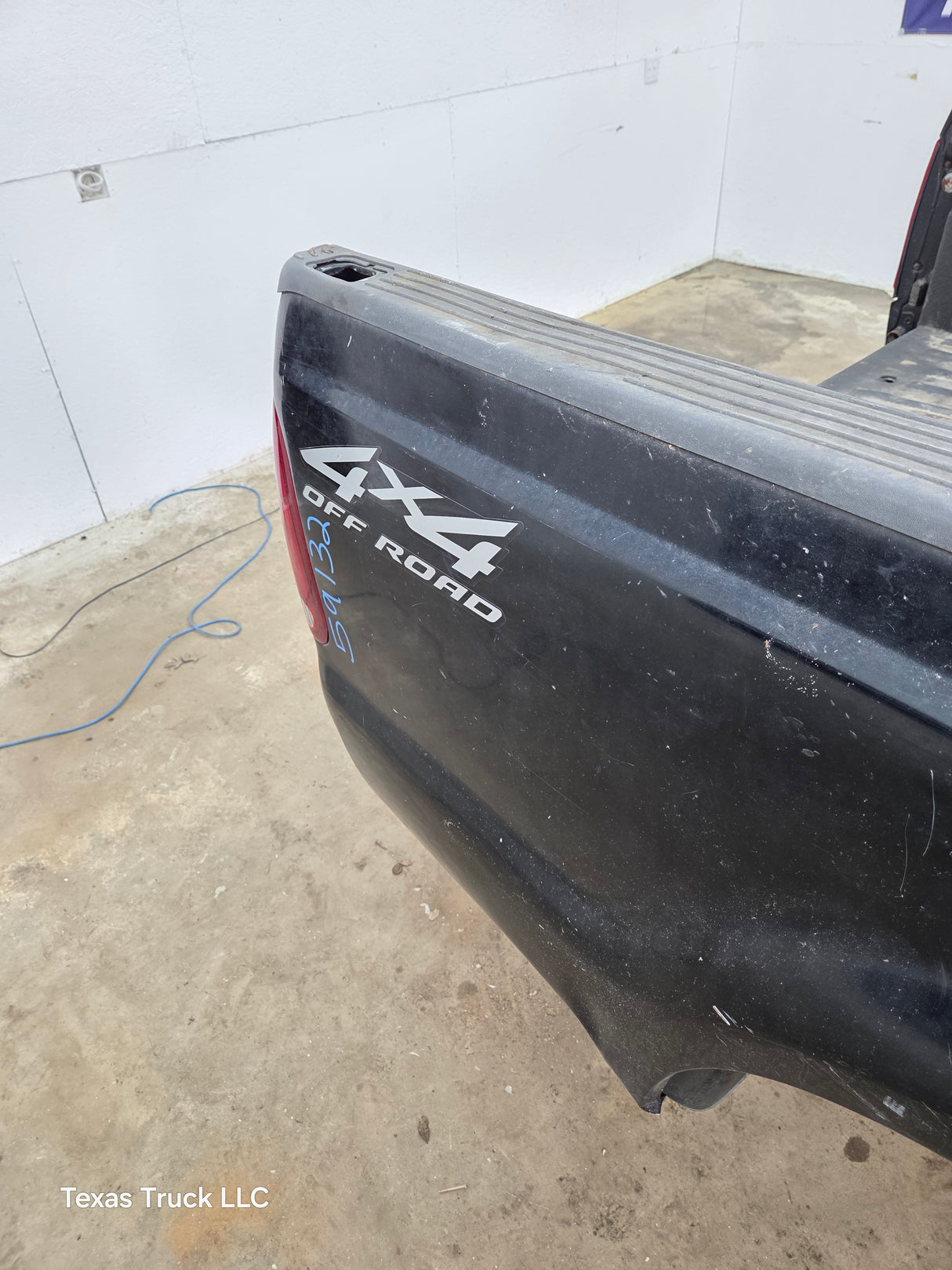 1999-2010 Ford Super Duty F250 F350 6' 9" Short Truck Bed