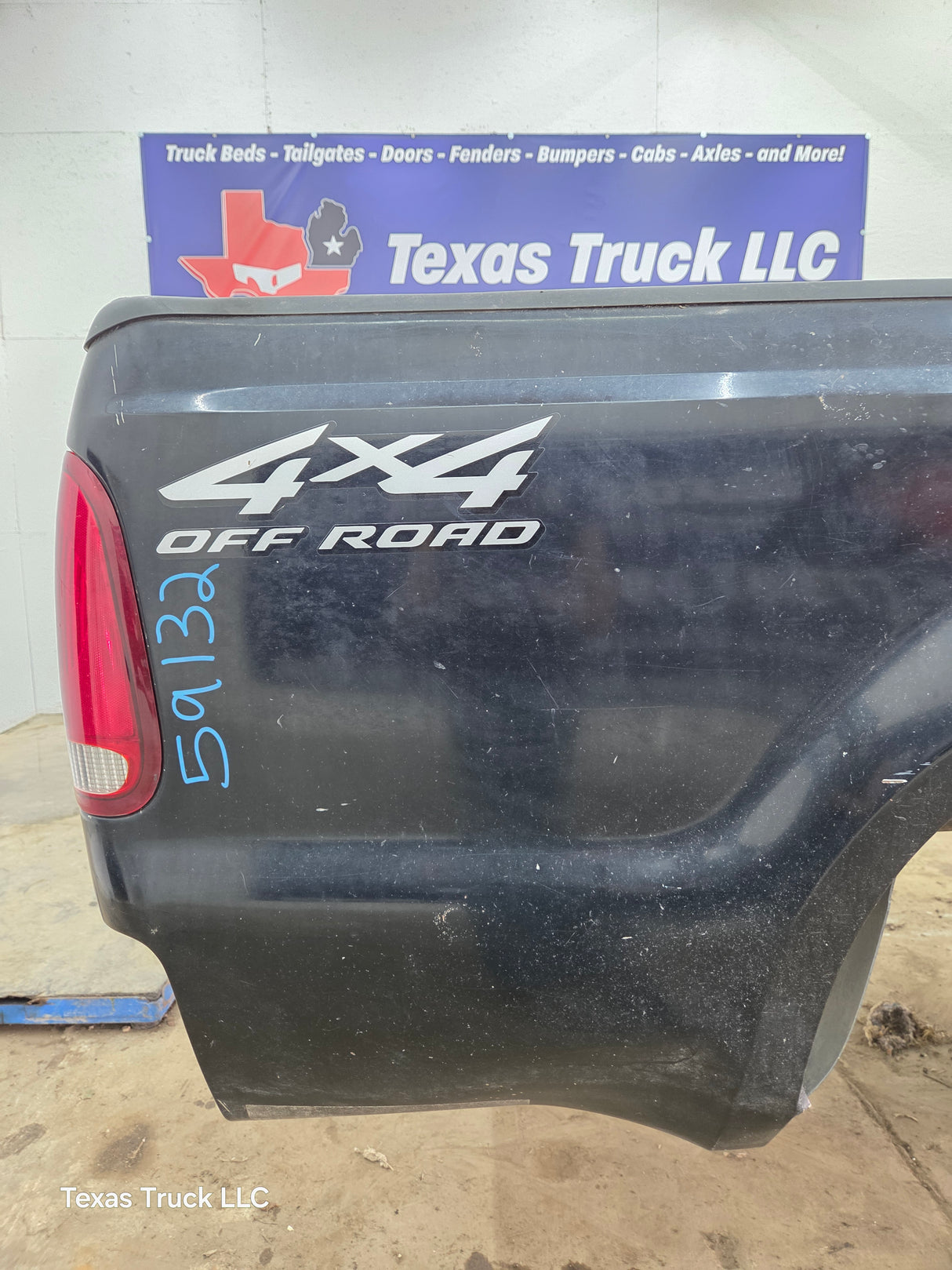 1999-2010 Ford Super Duty F250 F350 6' 9" Short Truck Bed