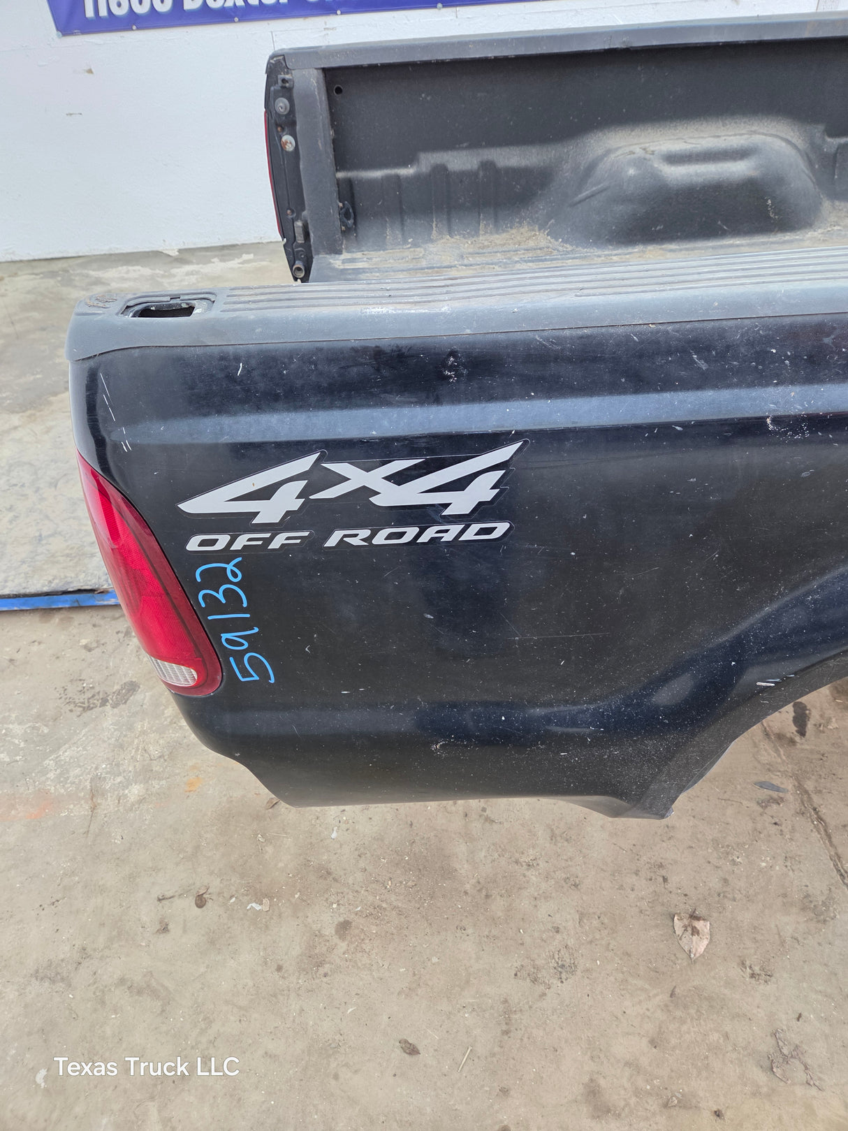 1999-2010 Ford Super Duty F250 F350 6' 9" Short Truck Bed