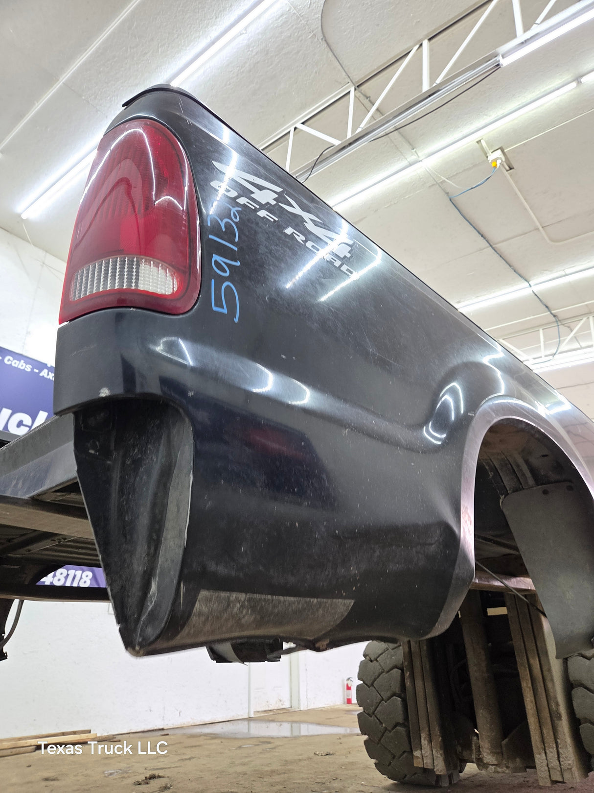 1999-2010 Ford Super Duty F250 F350 6' 9" Short Truck Bed