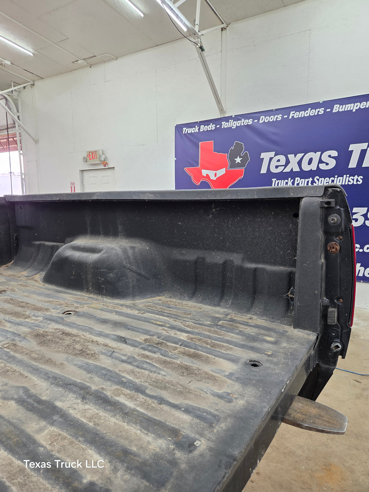 1999-2010 Ford Super Duty F250 F350 6' 9" Short Truck Bed