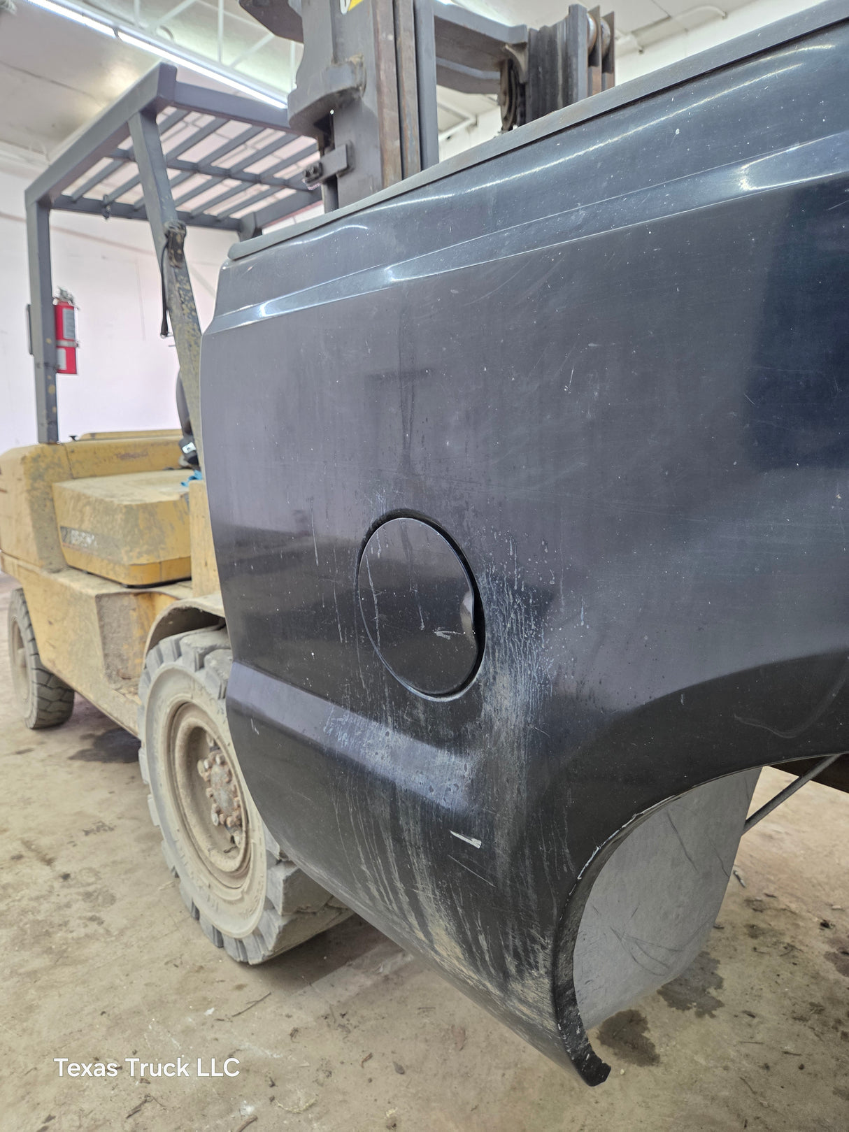 1999-2010 Ford Super Duty F250 F350 6' 9" Short Truck Bed