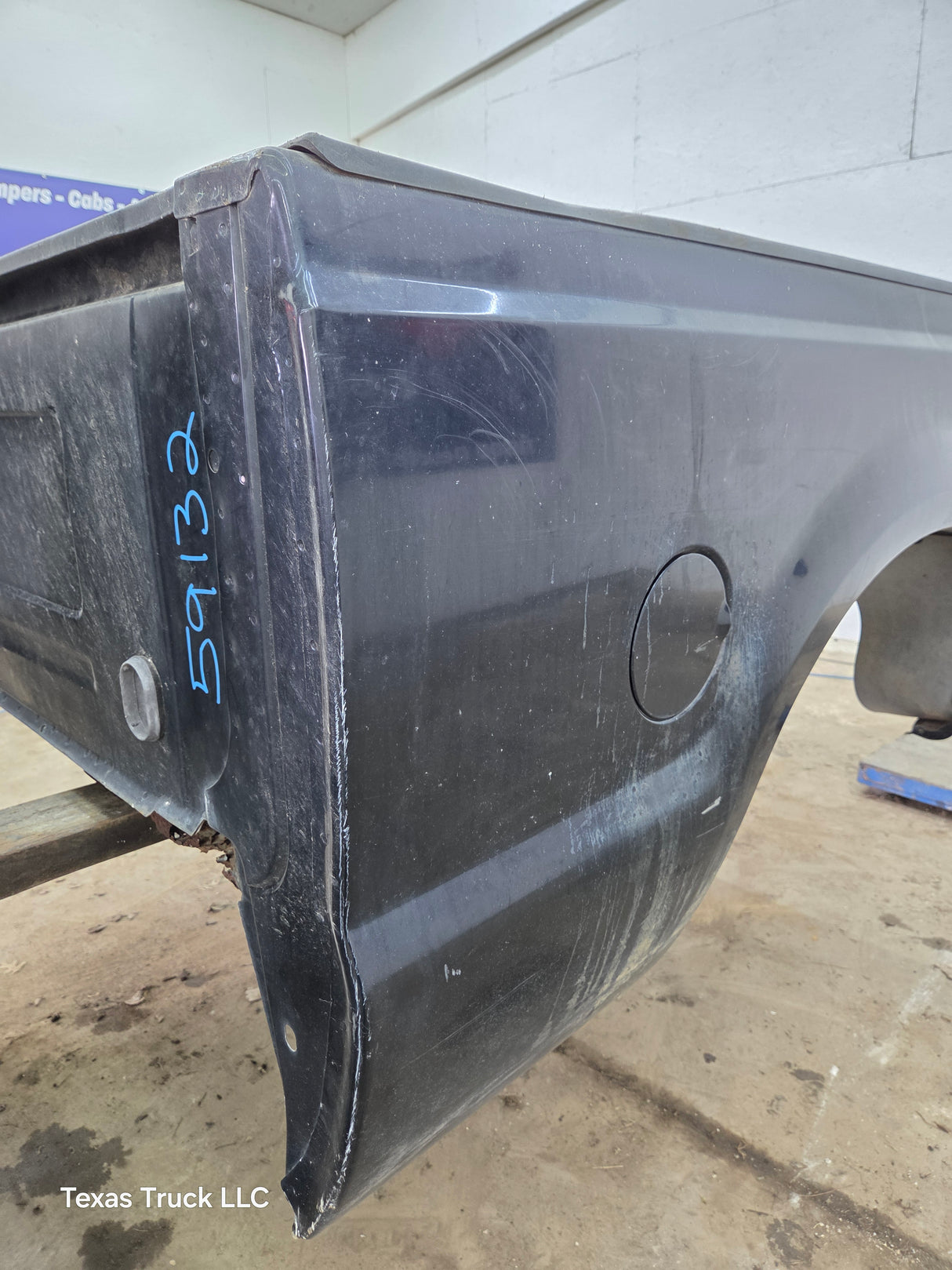 1999-2010 Ford Super Duty F250 F350 6' 9" Short Truck Bed