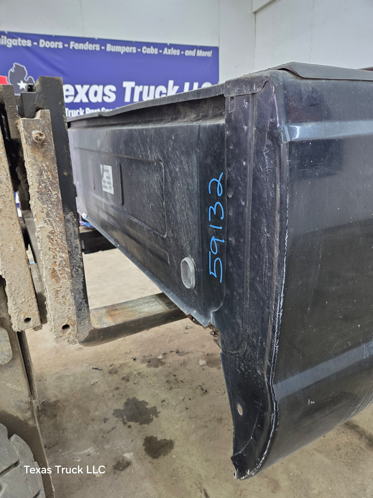 1999-2010 Ford Super Duty F250 F350 6' 9" Short Truck Bed