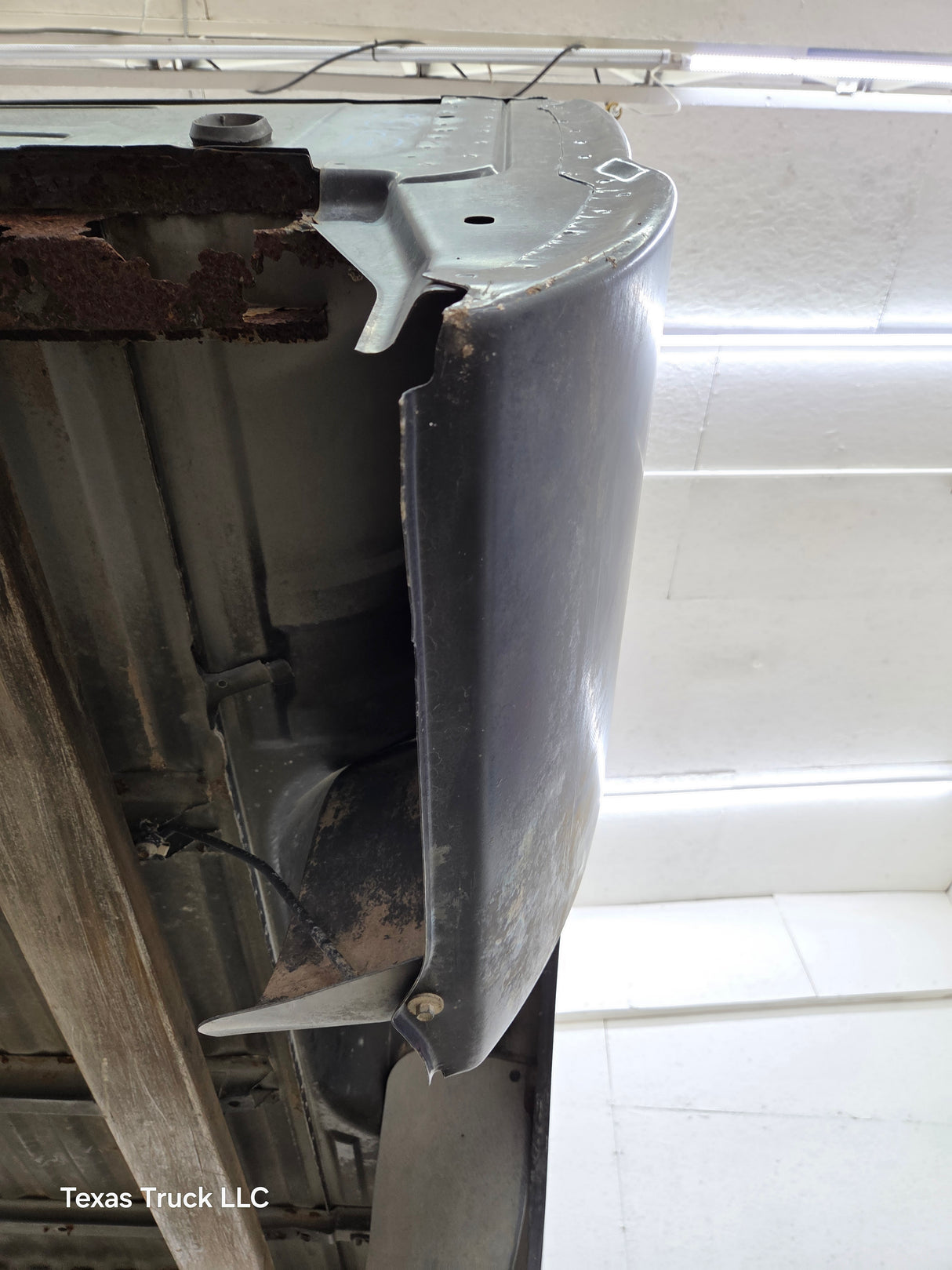 1999-2010 Ford Super Duty F250 F350 6' 9" Short Truck Bed