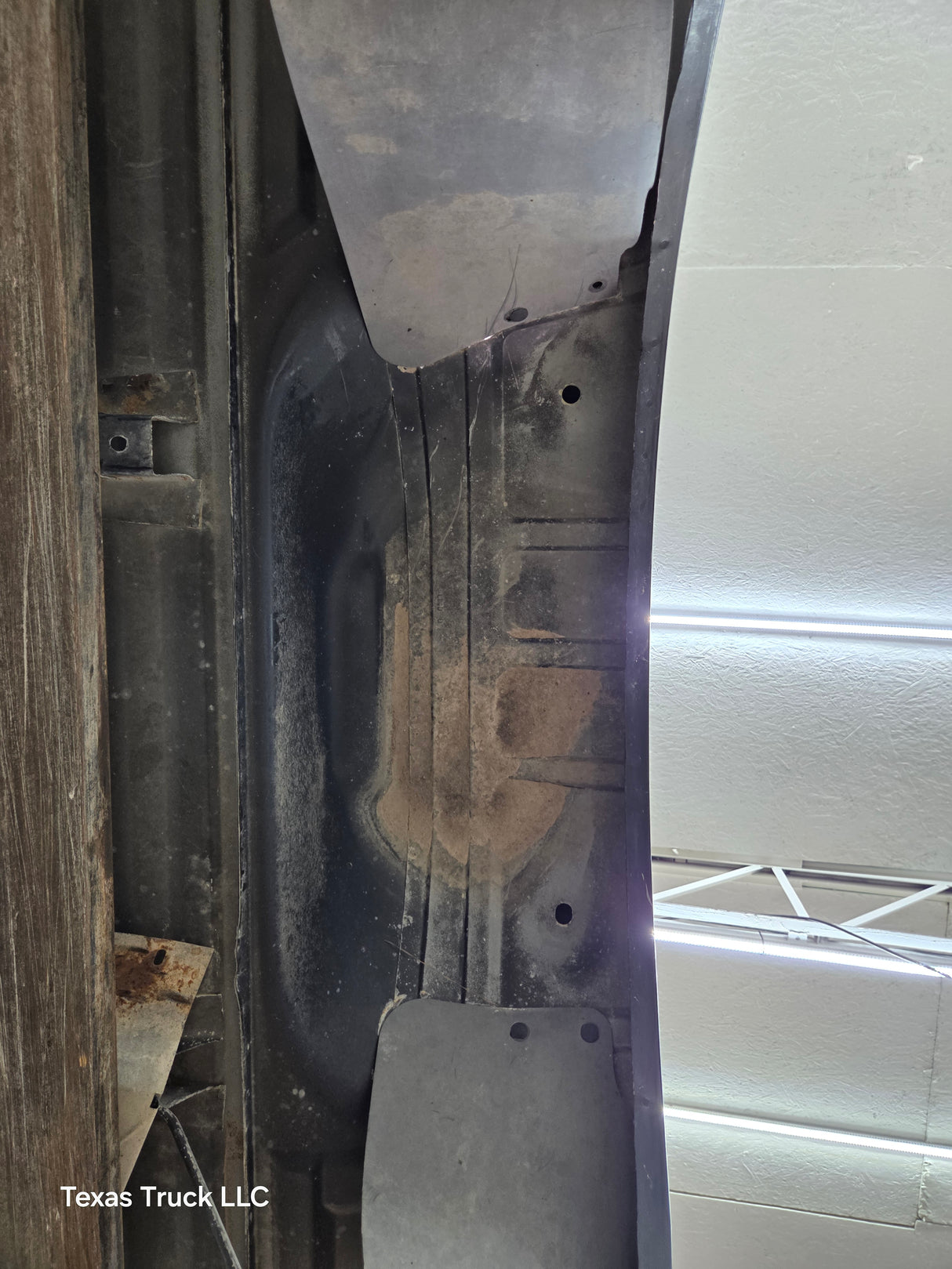 1999-2010 Ford Super Duty F250 F350 6' 9" Short Truck Bed