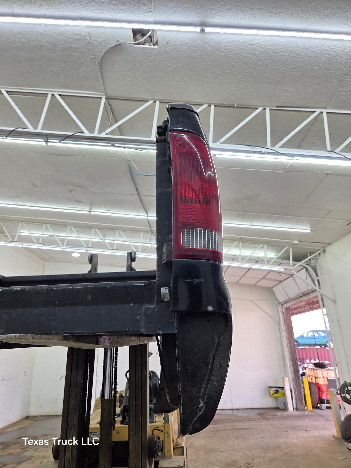 1999-2010 Ford Super Duty F250 F350 6' 9" Short Truck Bed