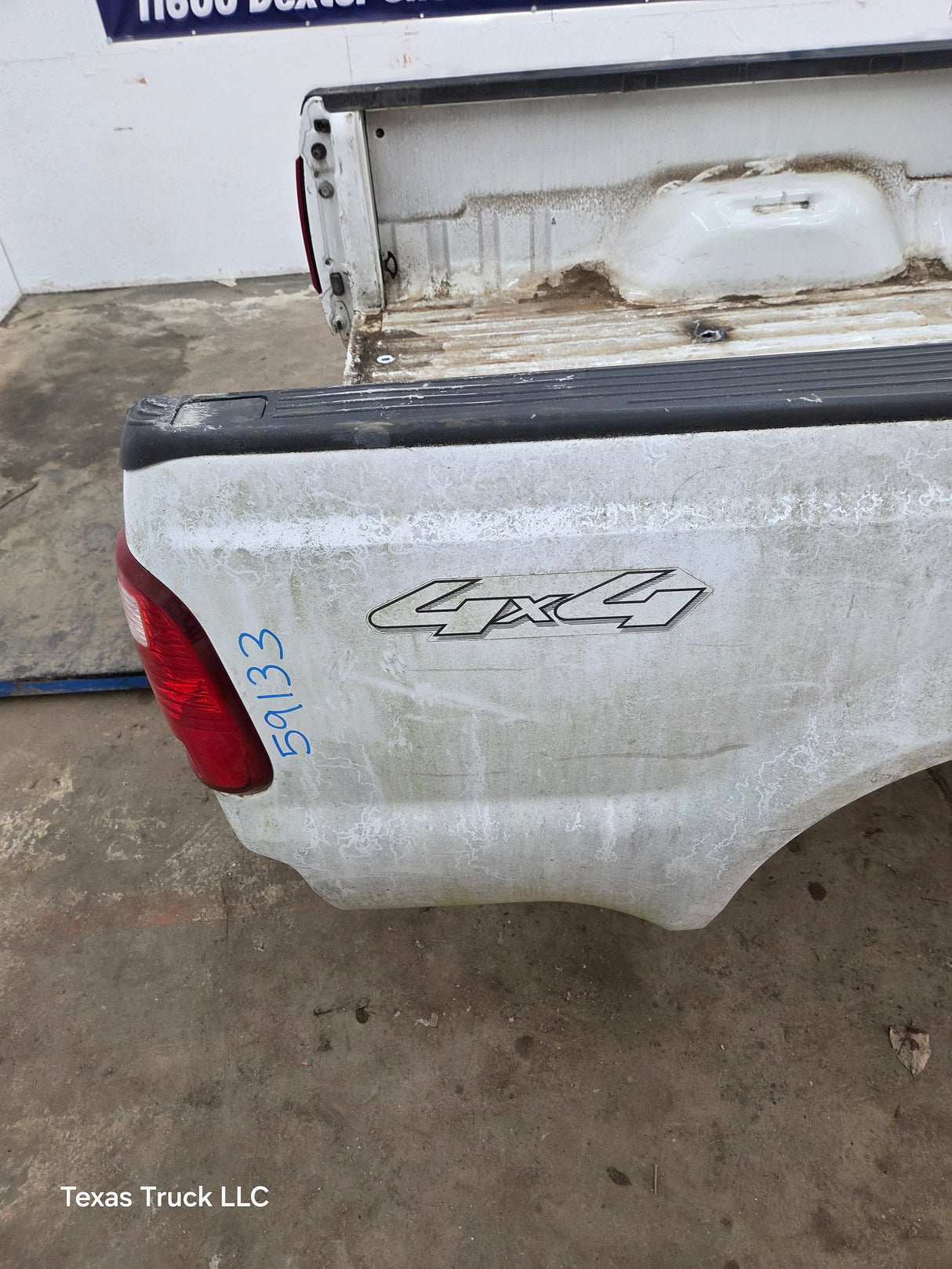 1999-2010 Ford Super Duty F250 F350 6' 9" Short Truck Bed