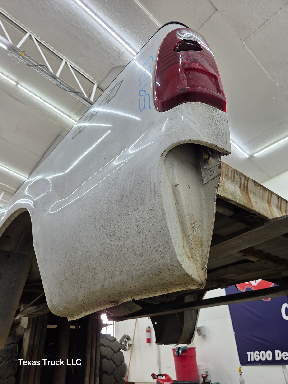 1999-2010 Ford Super Duty F250 F350 6' 9" Short Truck Bed