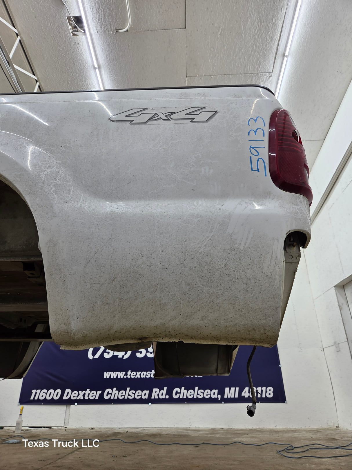 1999-2010 Ford Super Duty F250 F350 6' 9" Short Truck Bed