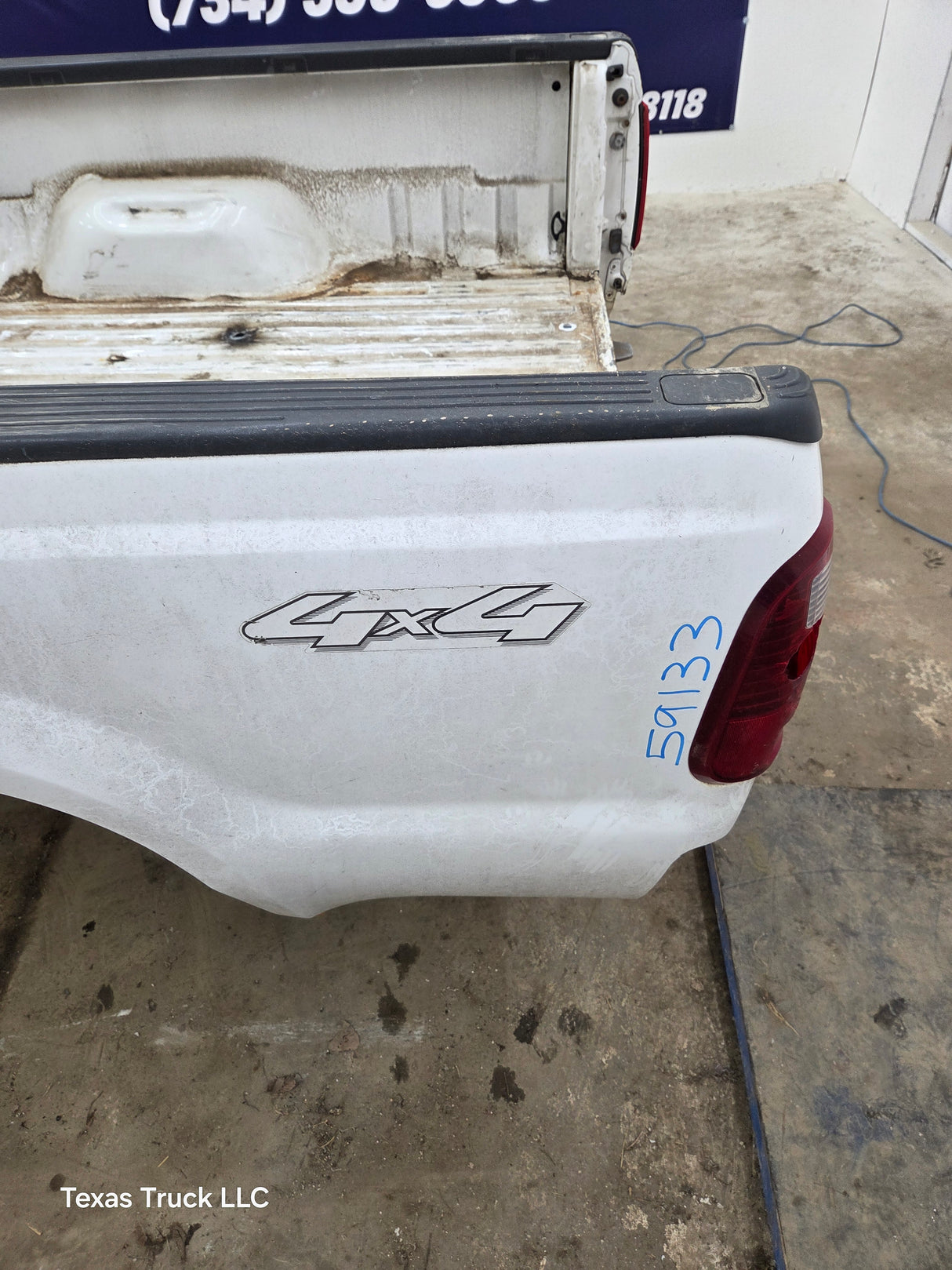 1999-2010 Ford Super Duty F250 F350 6' 9" Short Truck Bed