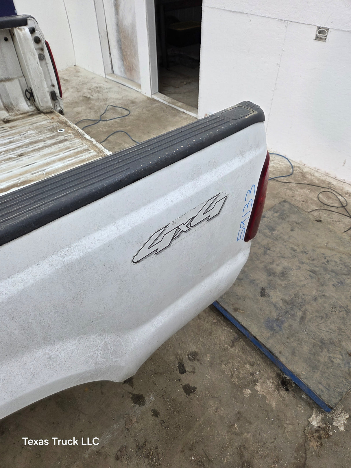1999-2010 Ford Super Duty F250 F350 6' 9" Short Truck Bed