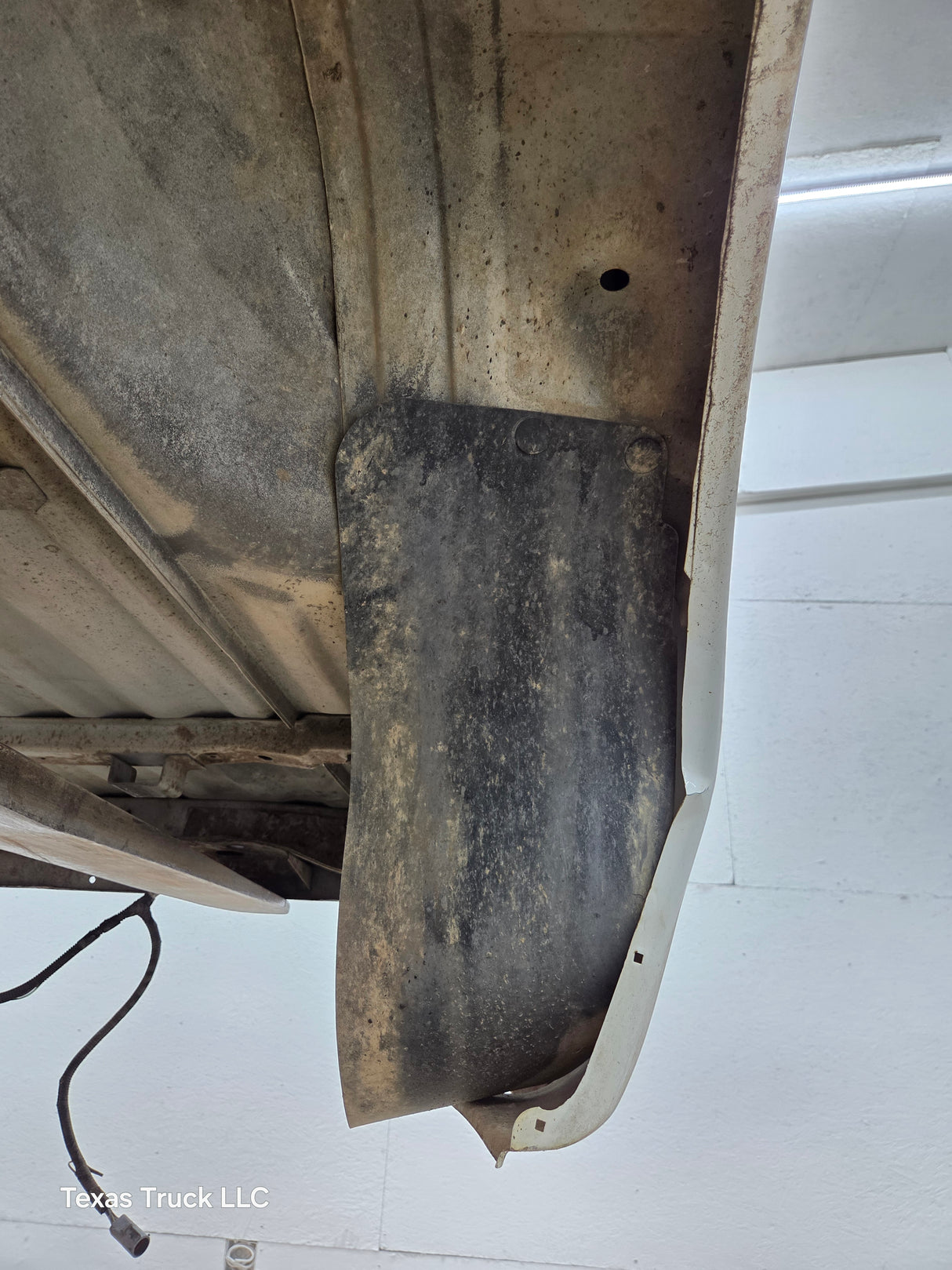 1999-2010 Ford Super Duty F250 F350 6' 9" Short Truck Bed