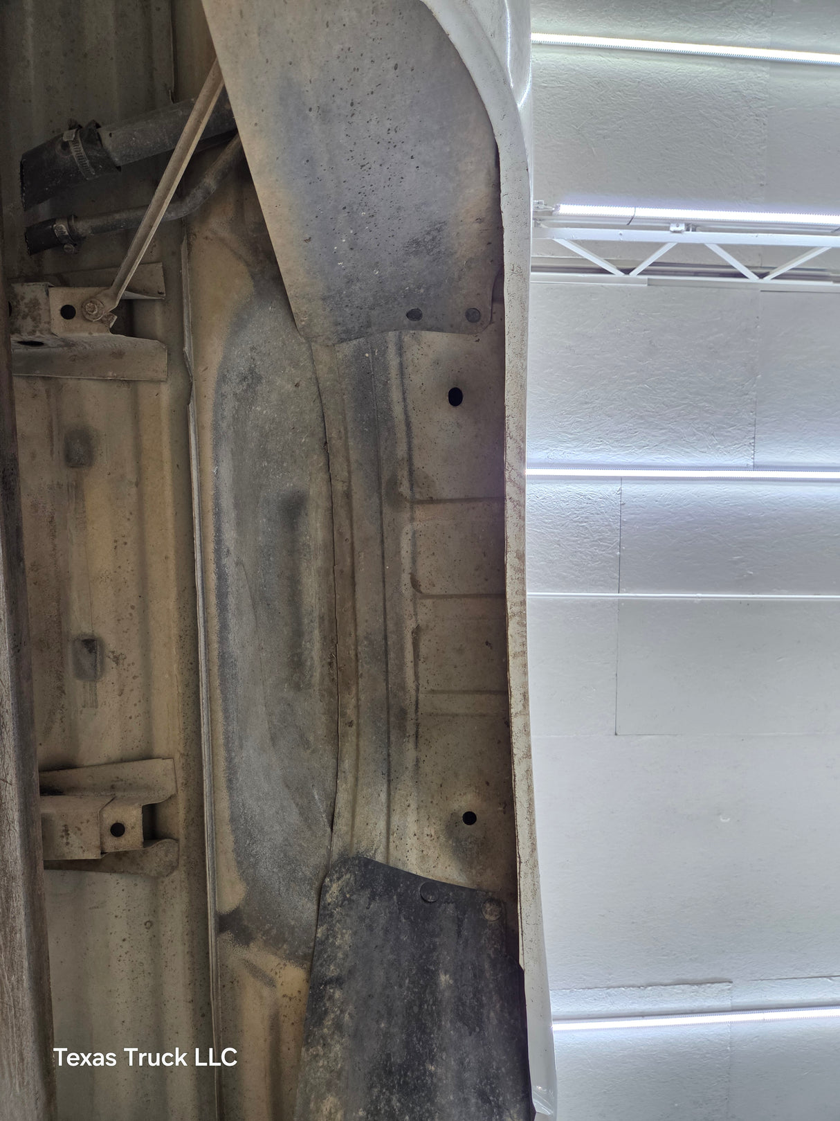 1999-2010 Ford Super Duty F250 F350 6' 9" Short Truck Bed