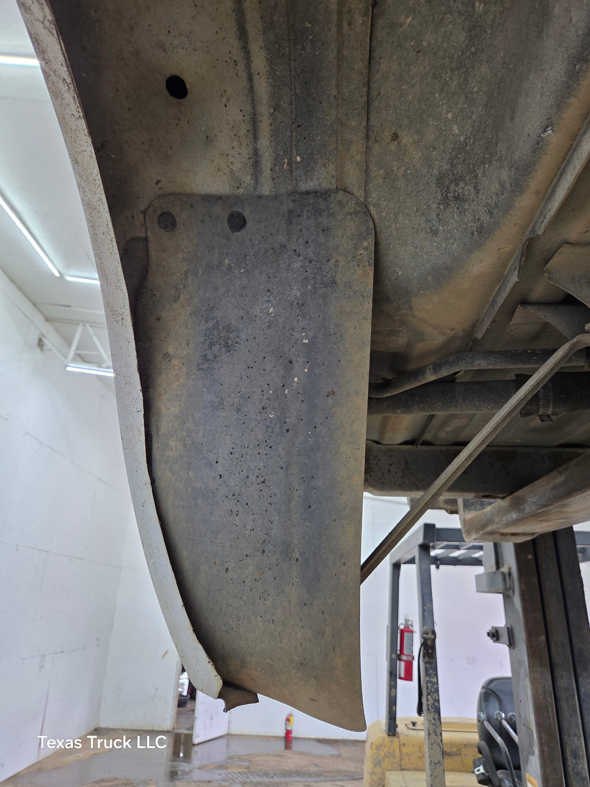 1999-2010 Ford Super Duty F250 F350 6' 9" Short Truck Bed