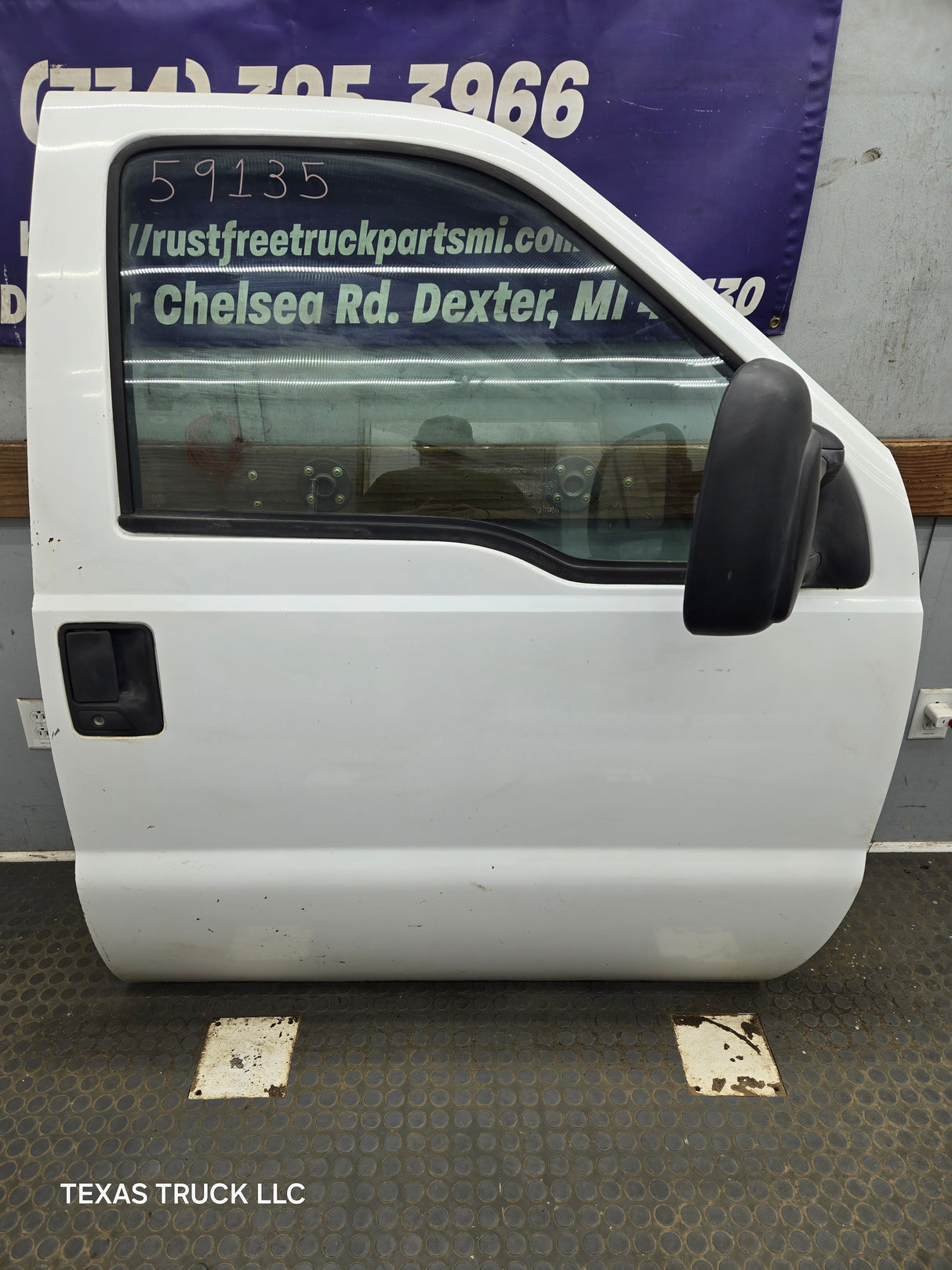 1999-2011 Ford Super Duty / Excursion Front Passenger RH Door F250 F350 F450 F550