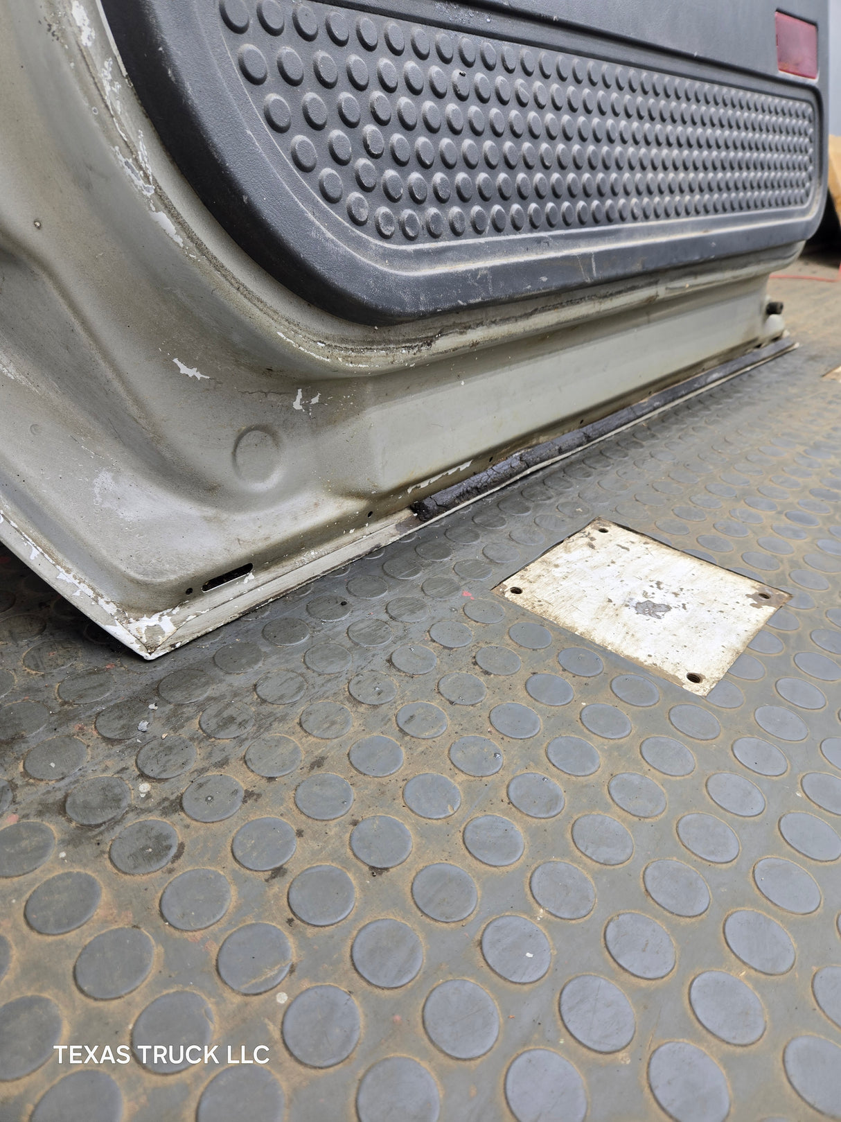 1999-2011 Ford Super Duty / Excursion Front Passenger RH Door F250 F350 F450 F550