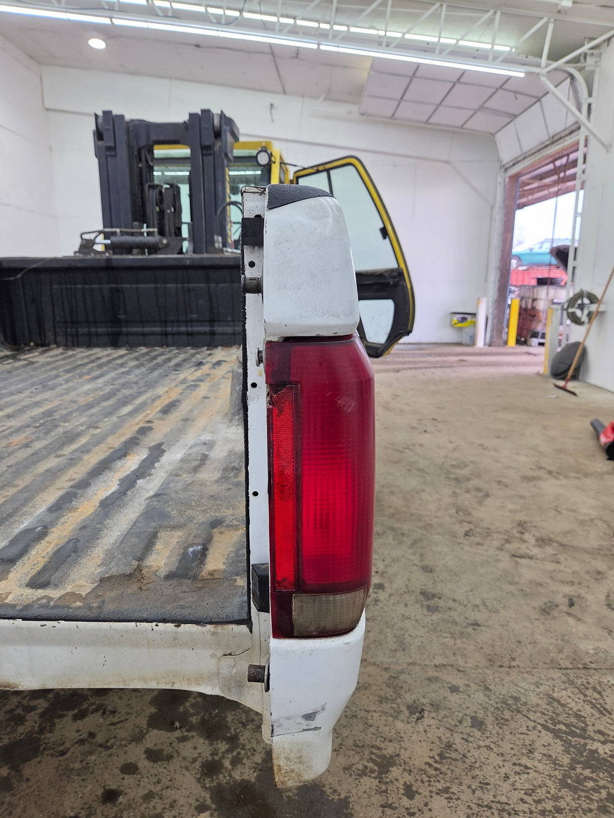 1987-1997 Ford F150 F250 F350 OBS 8' Long Truck Bed
