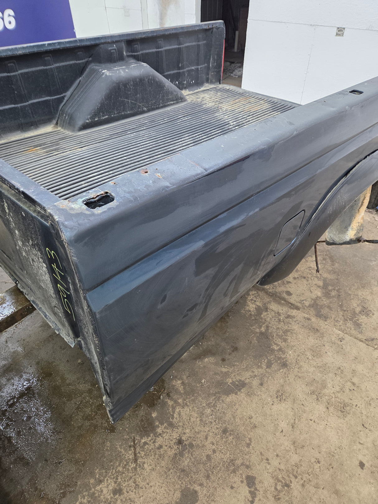 1987-1997 Ford F150 F250 F350 OBS 8' Long Truck Bed
