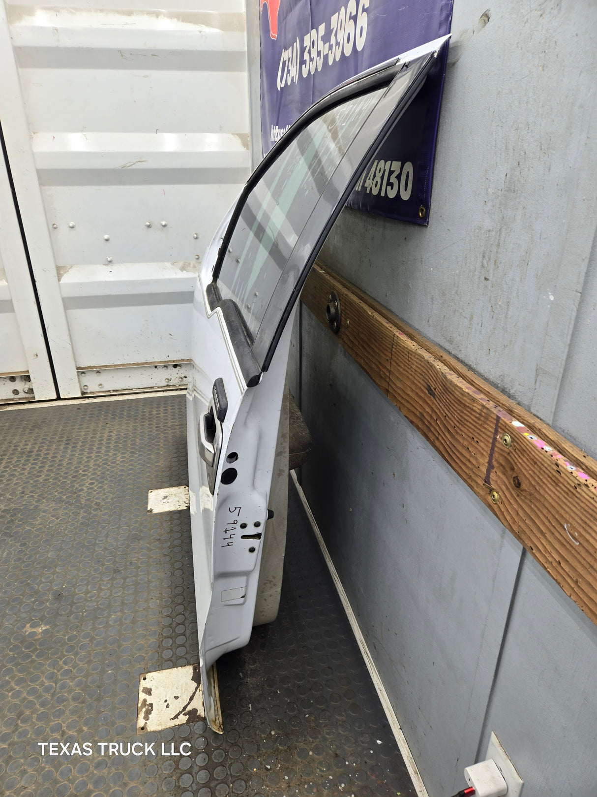 2004-2008 Ford F150 Driver Side Extended/Regular Cab Front Door LH