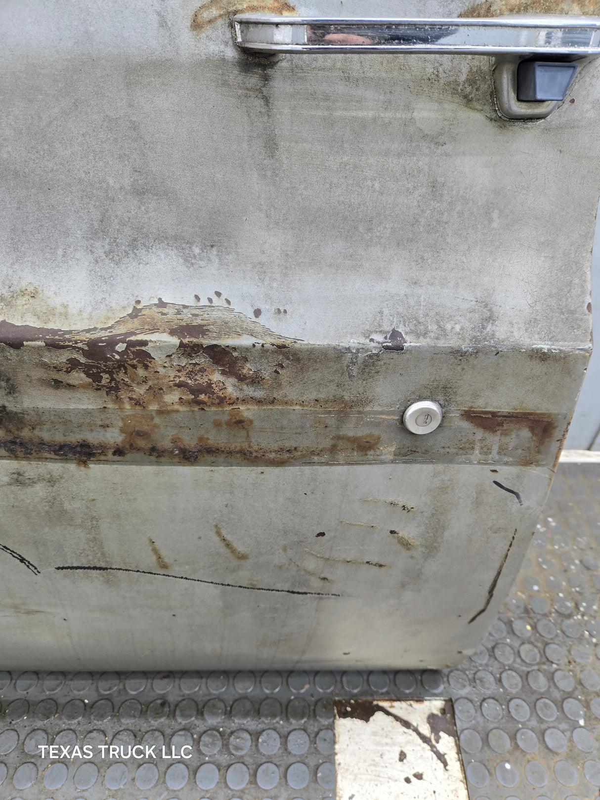 1973-1987 Chevrolet / GMC Square Body Front Drivers Side LH Door K / C Series