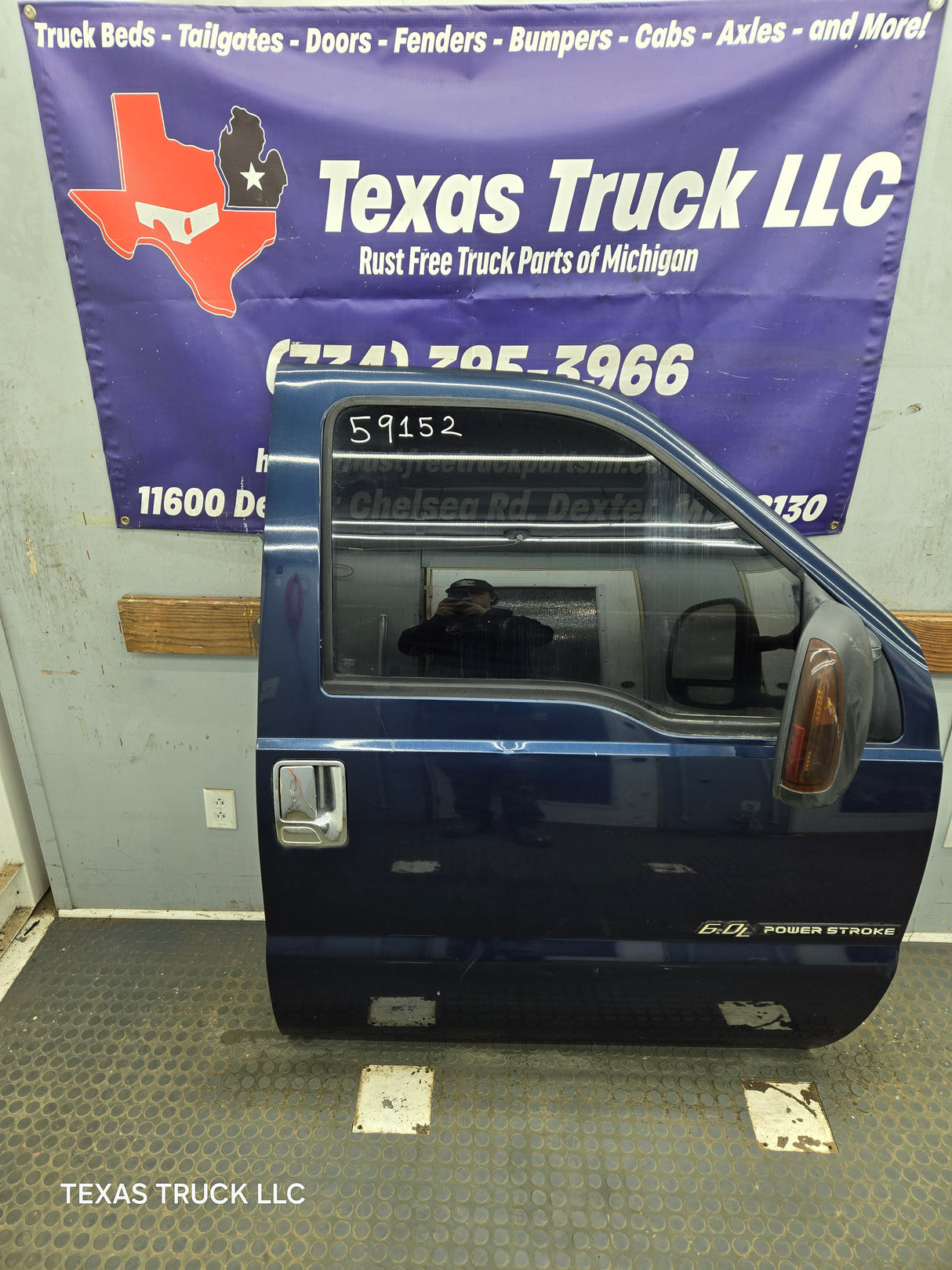 1999-2011 Ford Super Duty / Excursion Front Passenger RH Door F250 F350 F450 F550