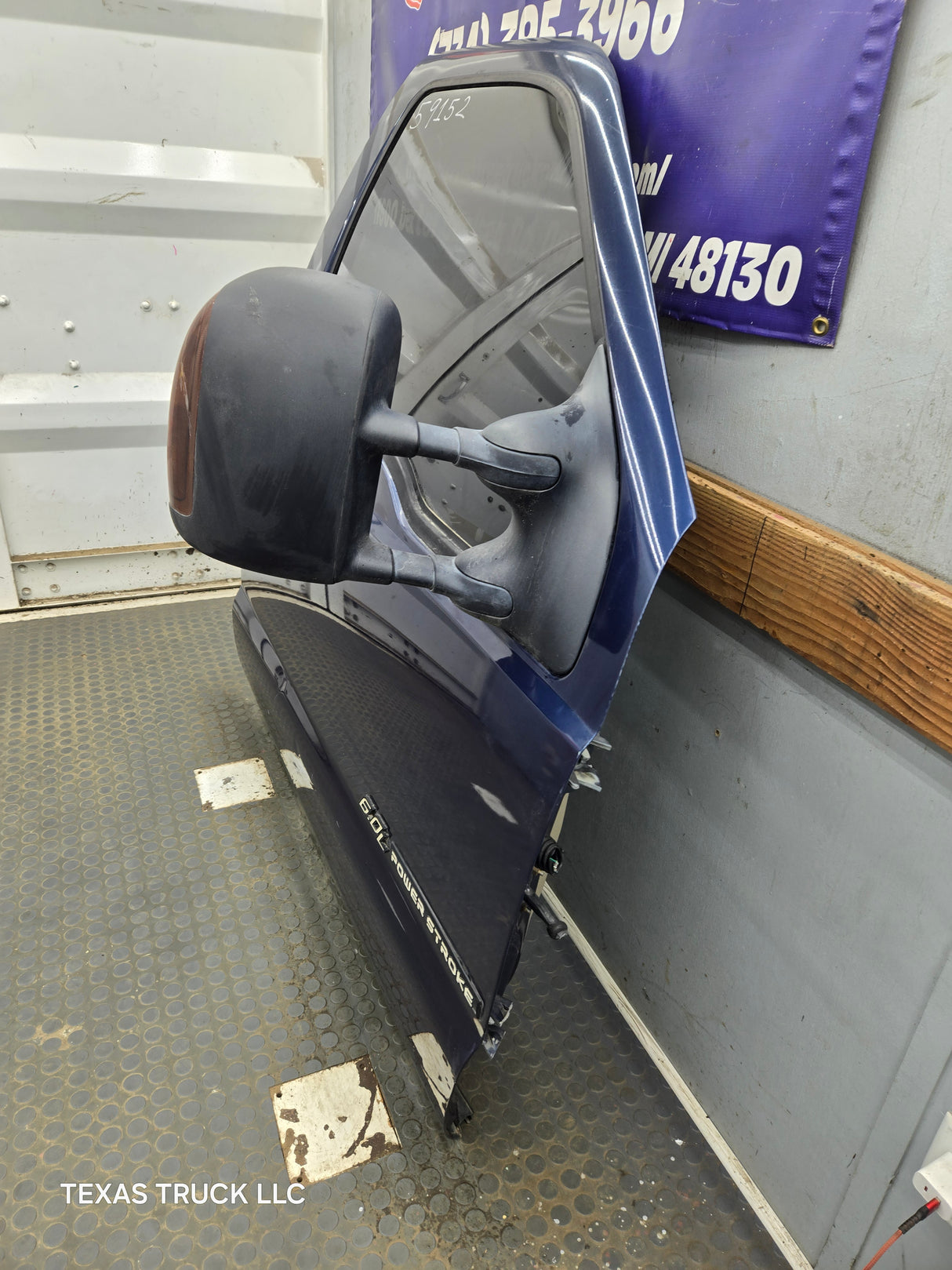 1999-2011 Ford Super Duty / Excursion Front Passenger RH Door F250 F350 F450 F550