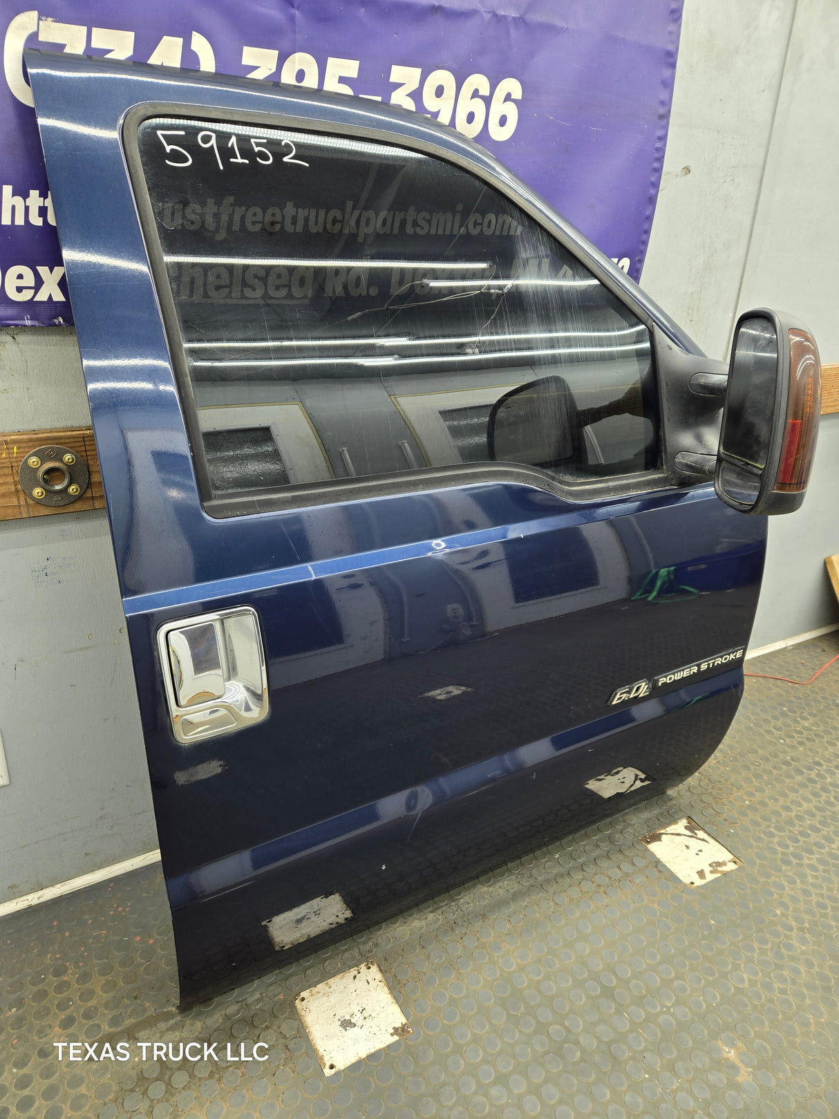 1999-2011 Ford Super Duty / Excursion Front Passenger RH Door F250 F350 F450 F550