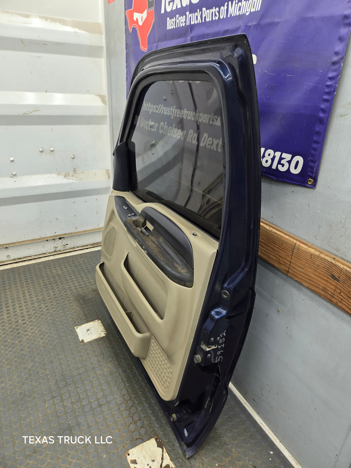 1999-2011 Ford Super Duty / Excursion Front Passenger RH Door F250 F350 F450 F550