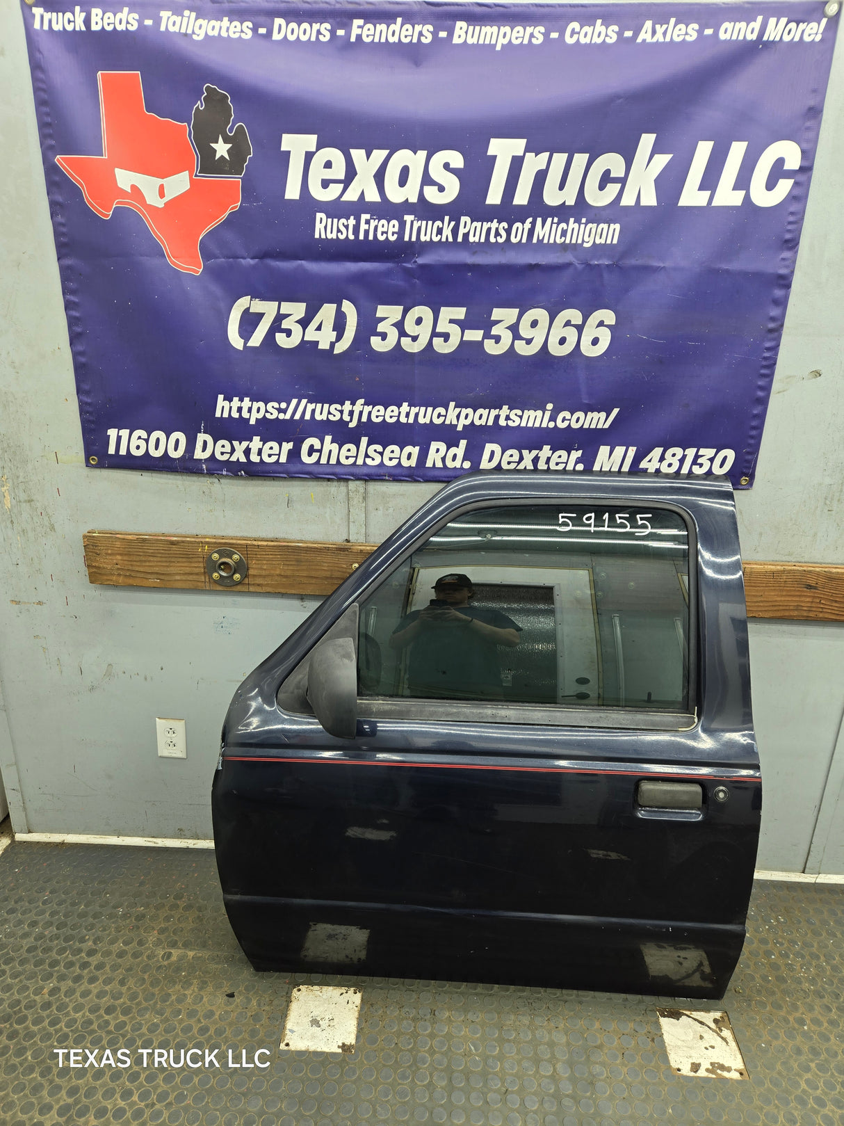 2003-2005 Ford Ranger Driver Side Front Left Hand Door
