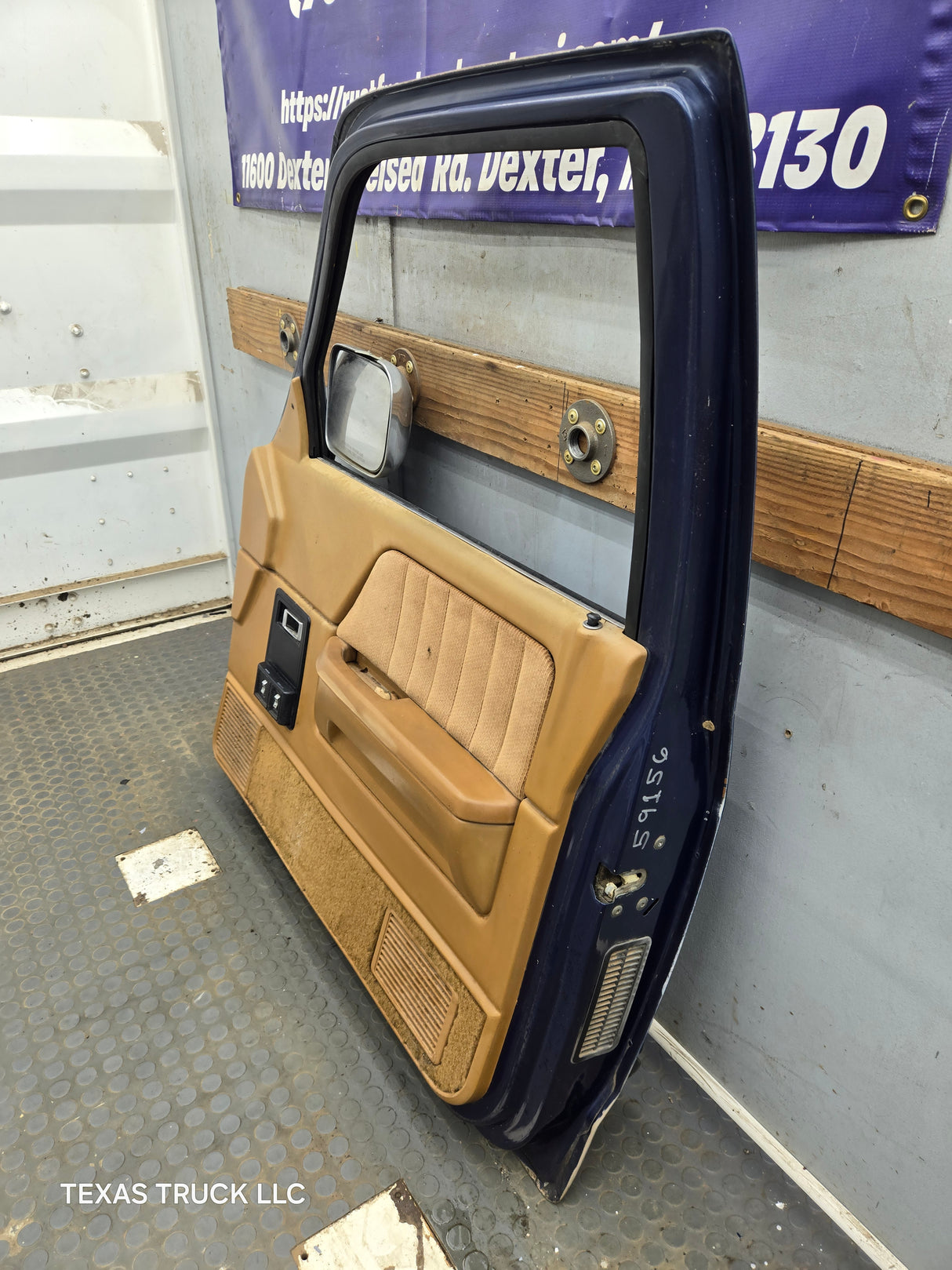 1992-1996 Dodge Dakota RH Passenger Side Front Door