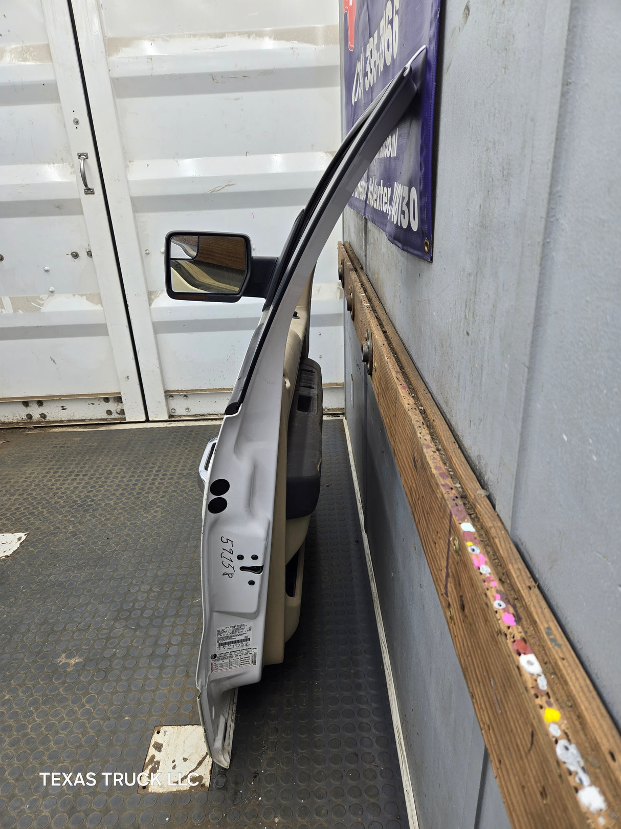 2009-2014 Ford F150 LH Driver Side Front Door