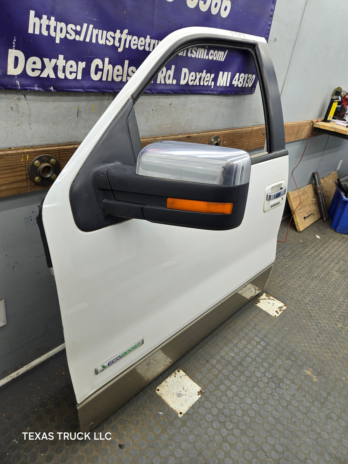2009-2014 Ford F150 LH Driver Side Front Door