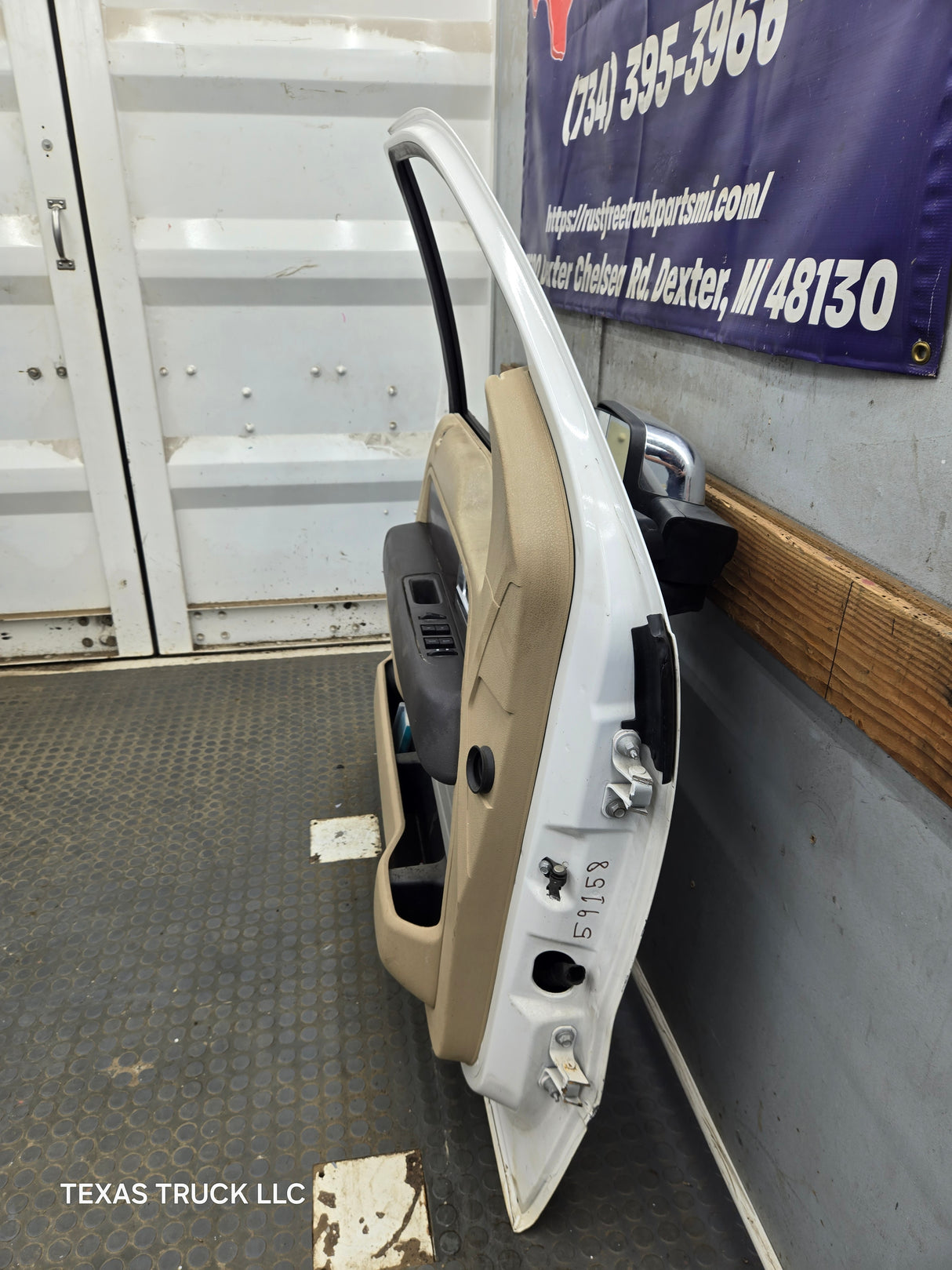 2009-2014 Ford F150 LH Driver Side Front Door