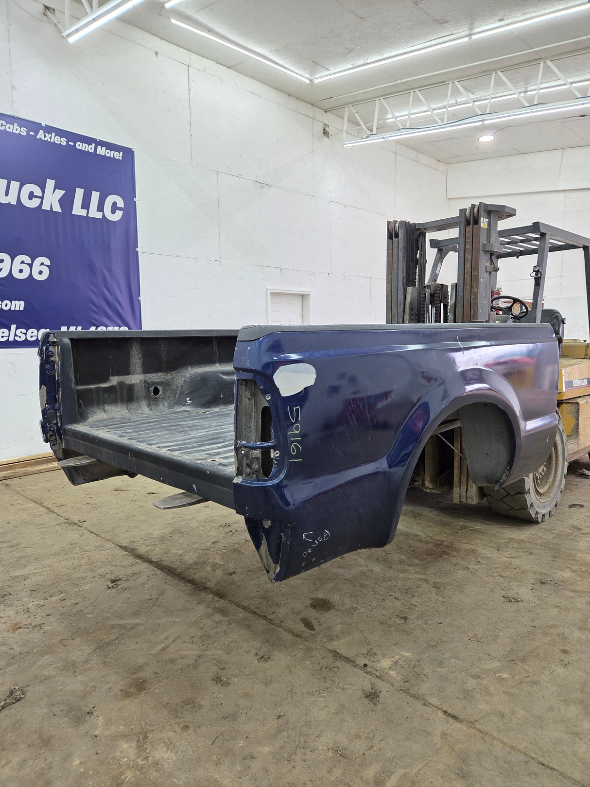 1999-2010 Ford Super Duty F250 F350 6' 9" Short Truck Bed