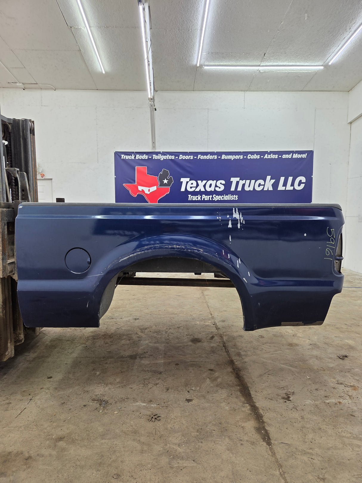 1999-2010 Ford Super Duty F250 F350 6' 9" Short Truck Bed