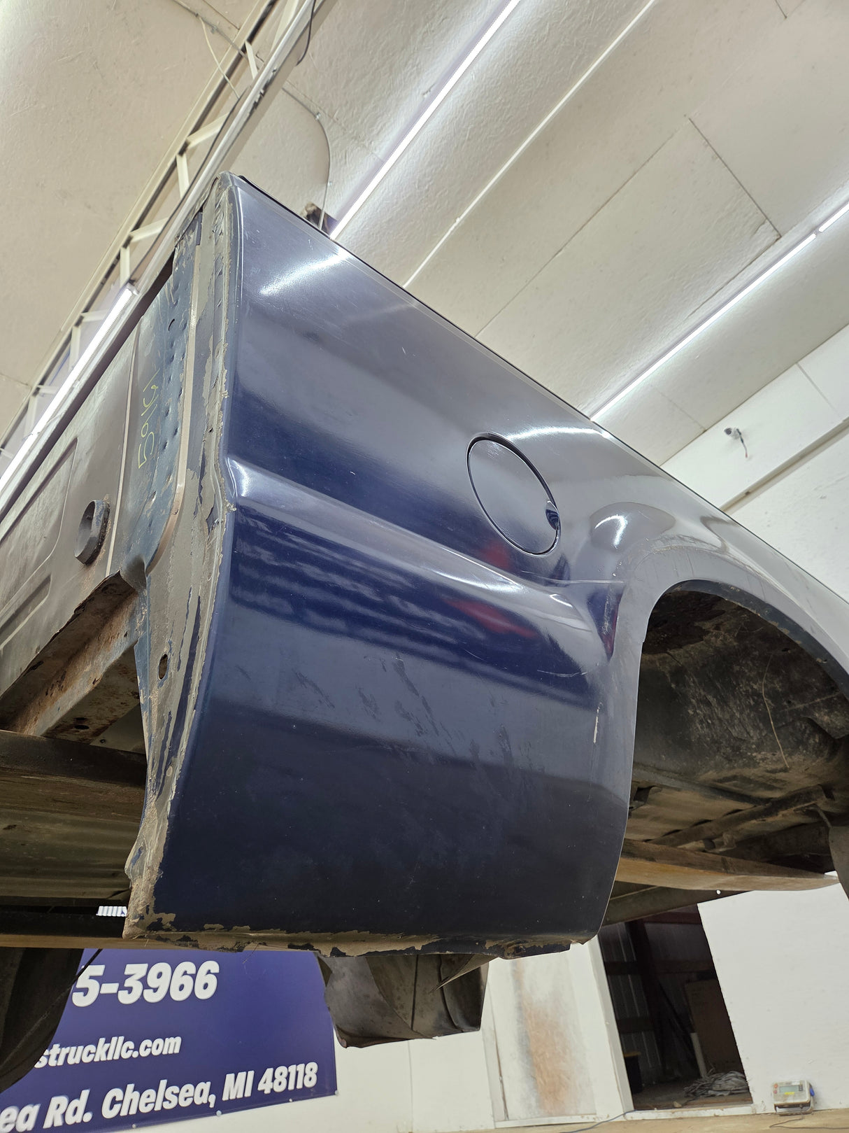 1999-2010 Ford Super Duty F250 F350 6' 9" Short Truck Bed