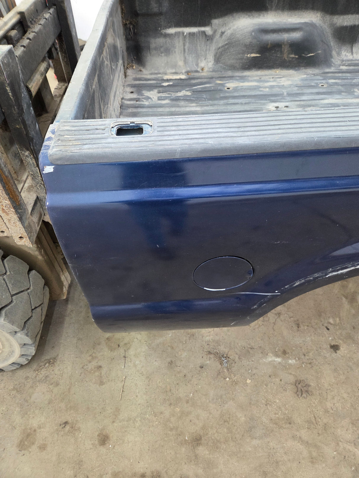 1999-2010 Ford Super Duty F250 F350 6' 9" Short Truck Bed