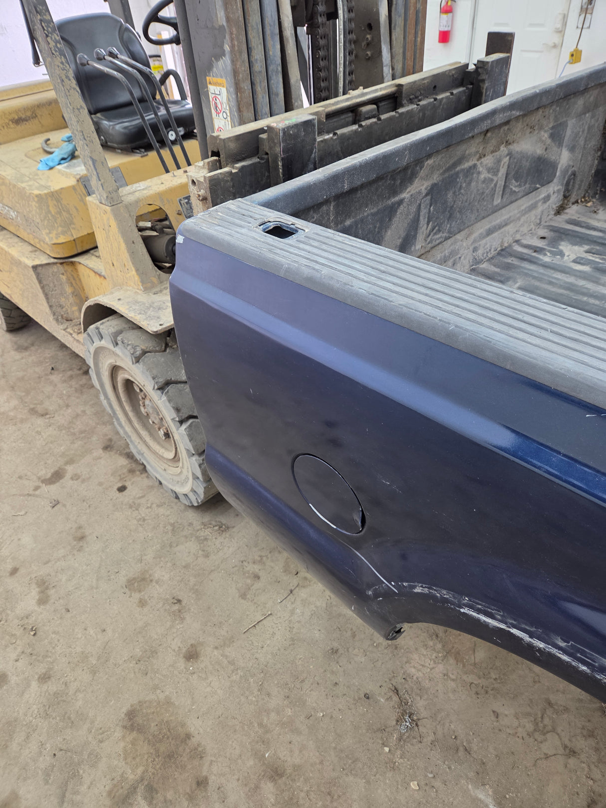 1999-2010 Ford Super Duty F250 F350 6' 9" Short Truck Bed