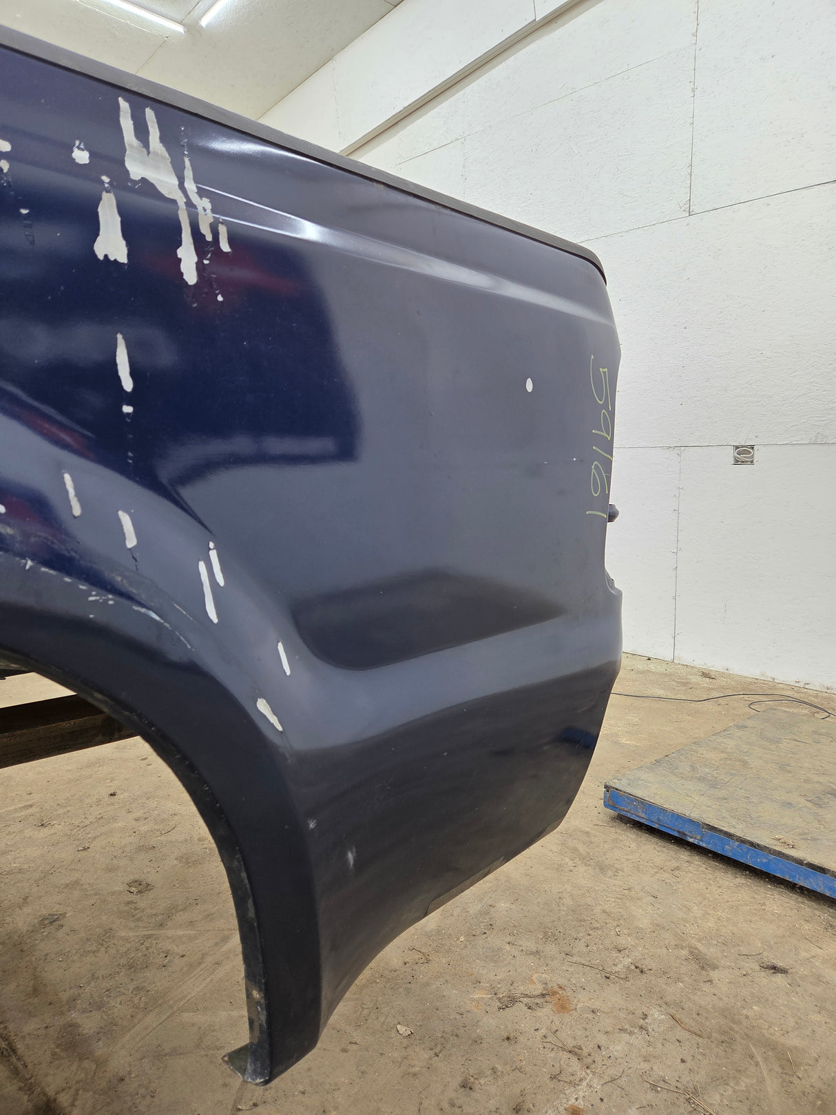 1999-2010 Ford Super Duty F250 F350 6' 9" Short Truck Bed