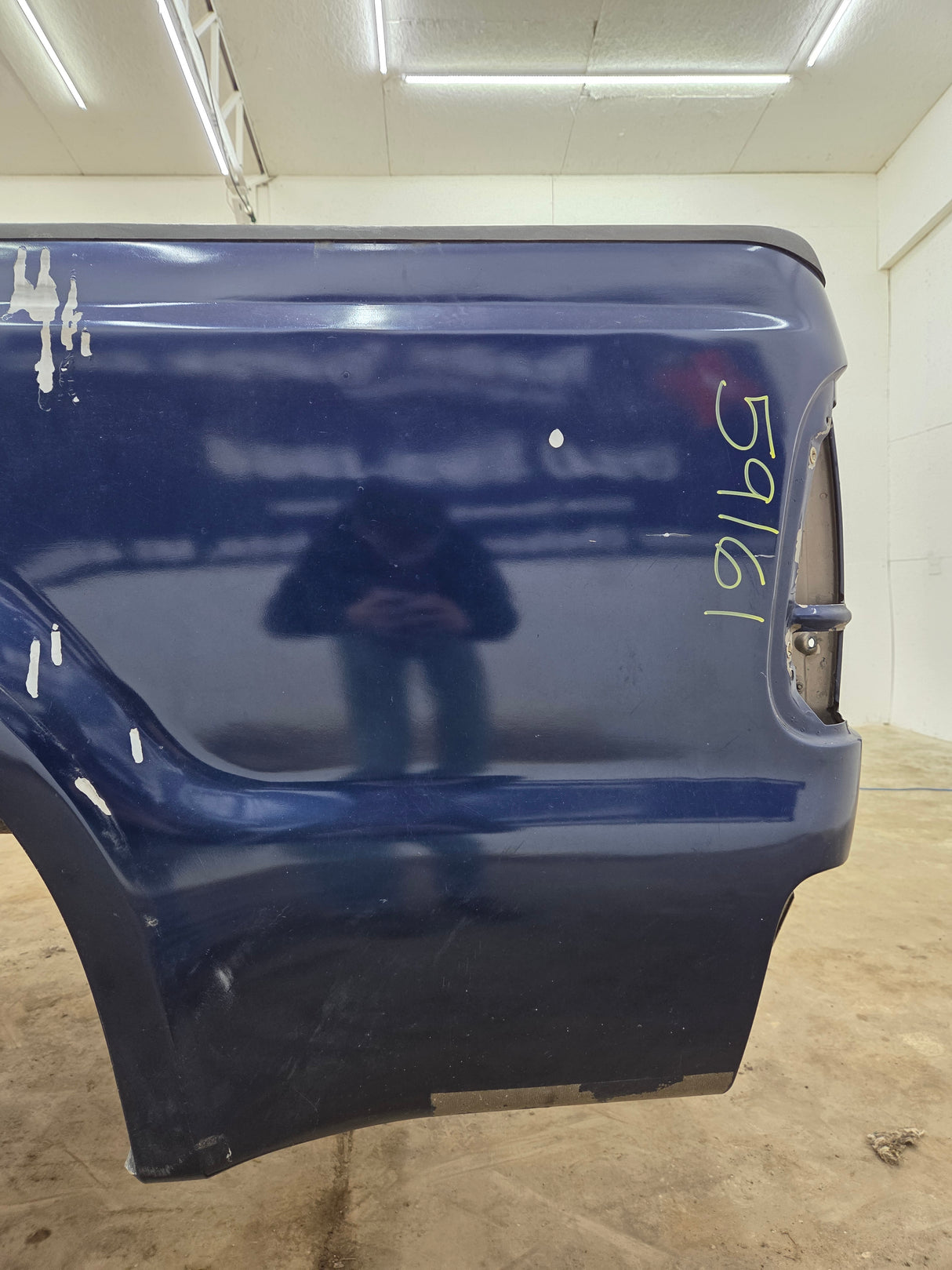 1999-2010 Ford Super Duty F250 F350 6' 9" Short Truck Bed