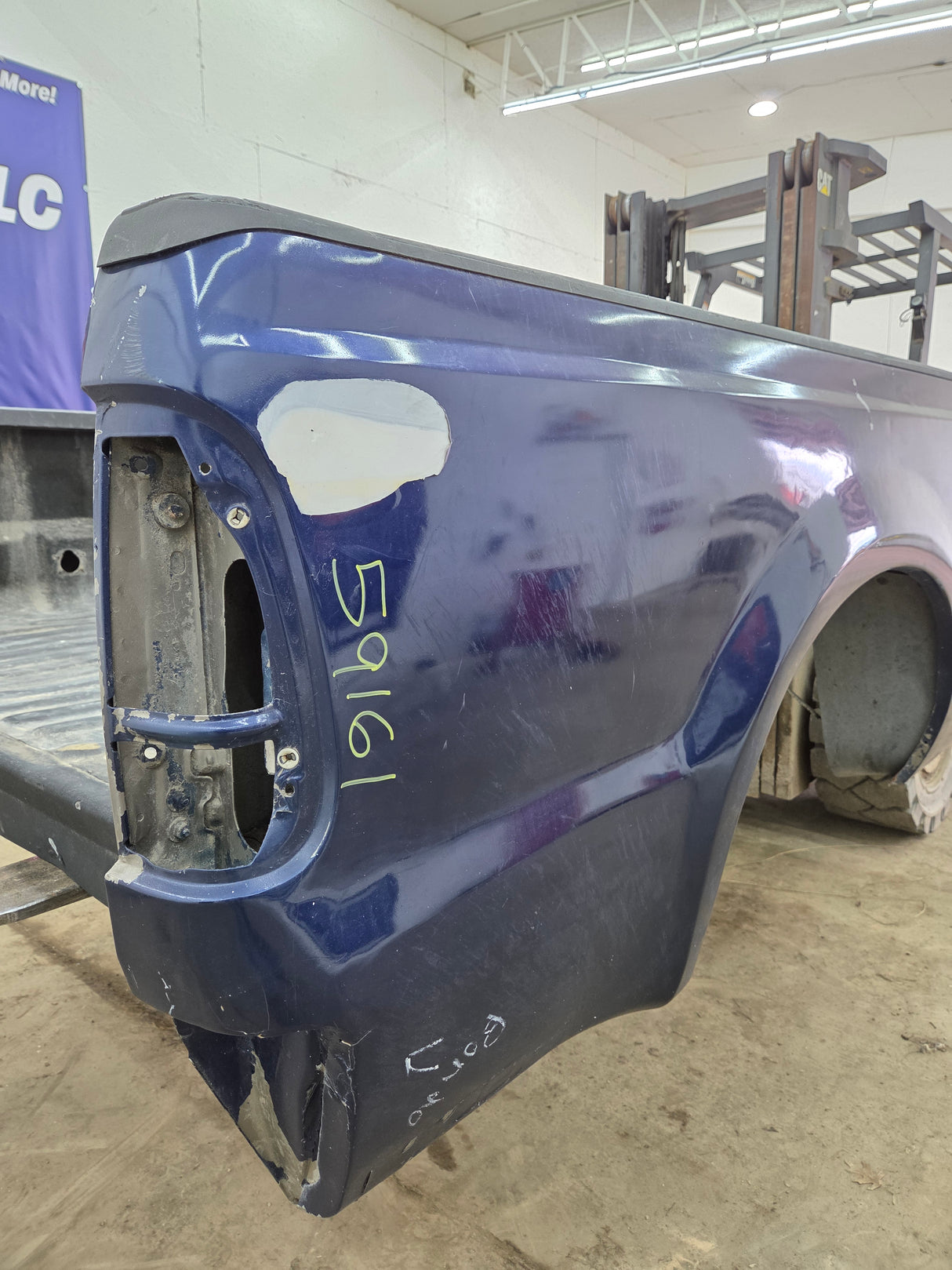 1999-2010 Ford Super Duty F250 F350 6' 9" Short Truck Bed