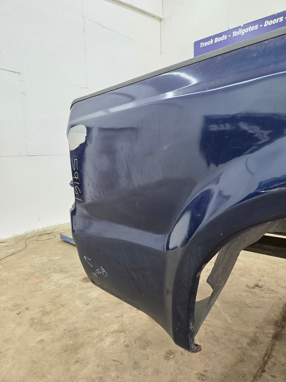 1999-2010 Ford Super Duty F250 F350 6' 9" Short Truck Bed