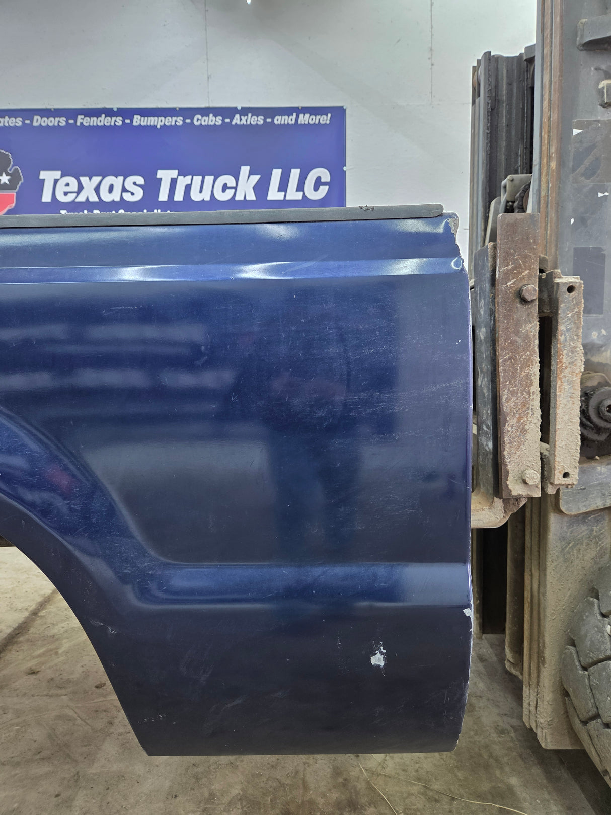 1999-2010 Ford Super Duty F250 F350 6' 9" Short Truck Bed