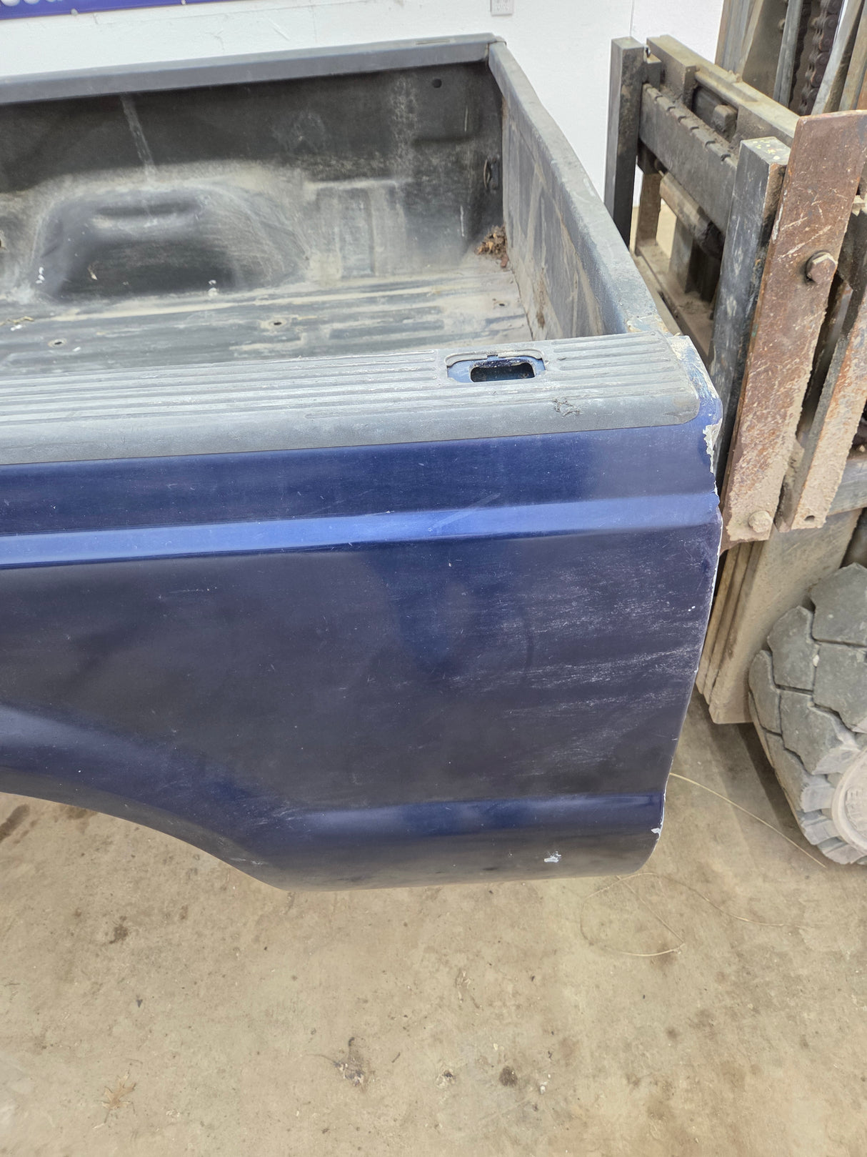 1999-2010 Ford Super Duty F250 F350 6' 9" Short Truck Bed