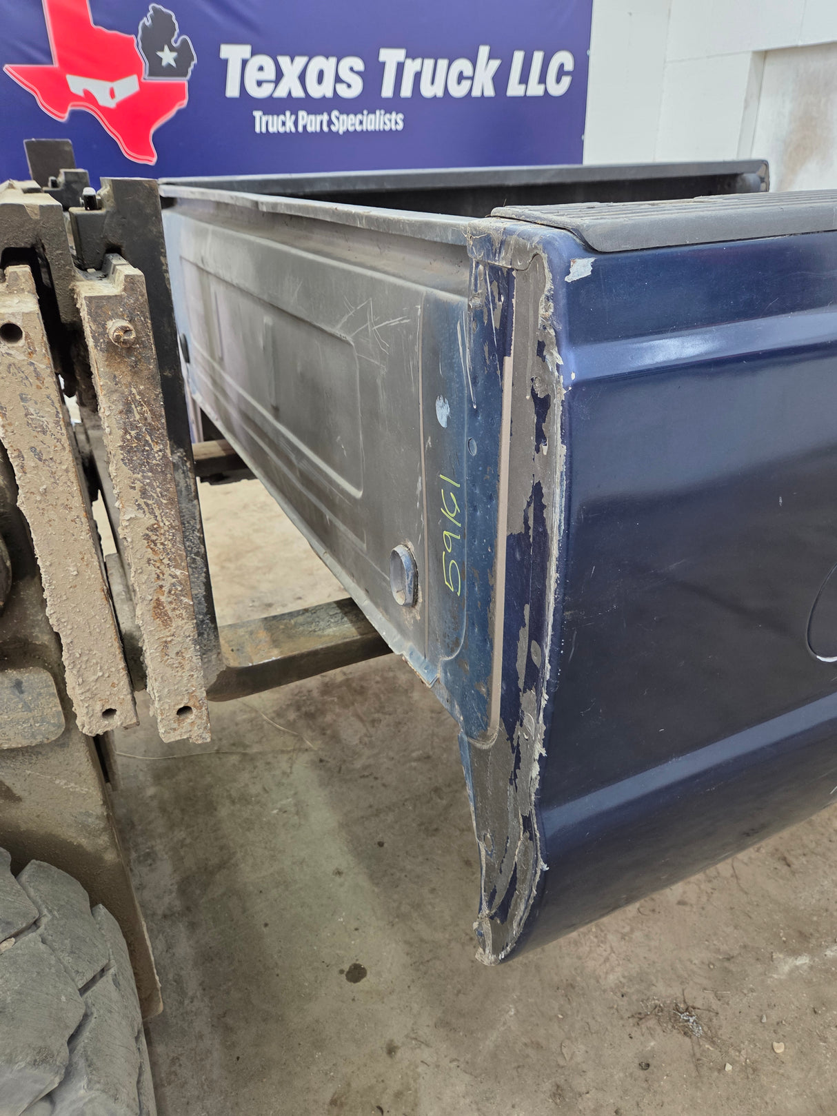 1999-2010 Ford Super Duty F250 F350 6' 9" Short Truck Bed