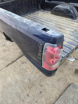 1999-2007 Chevrolet Silverado / GMC Sierra 1500 2500HD 3500HD 6' 6" Short Truck Bed