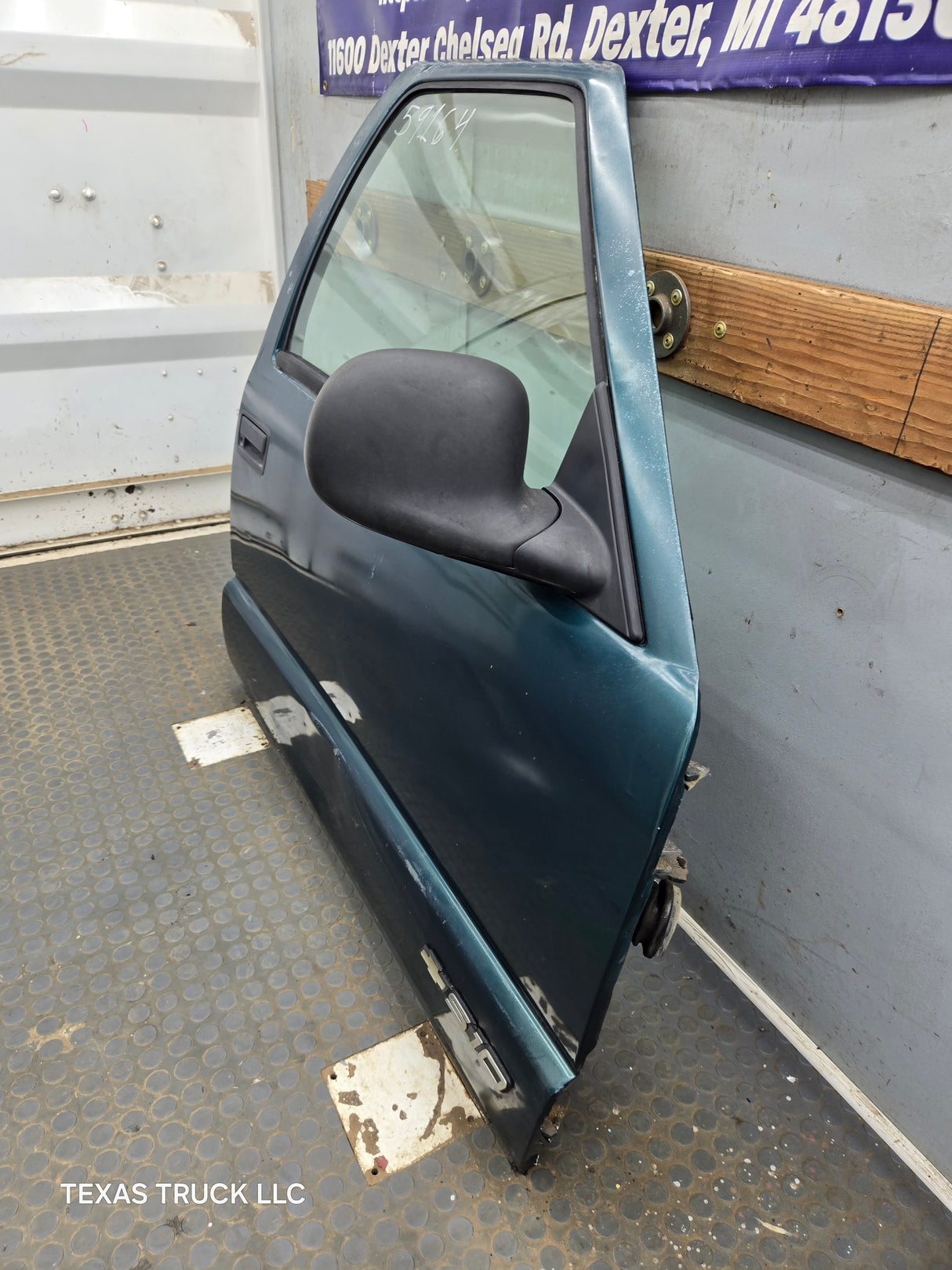1994-2004 Chevrolet S10 /  GMC Sonoma RH Passenger Side Front Door
